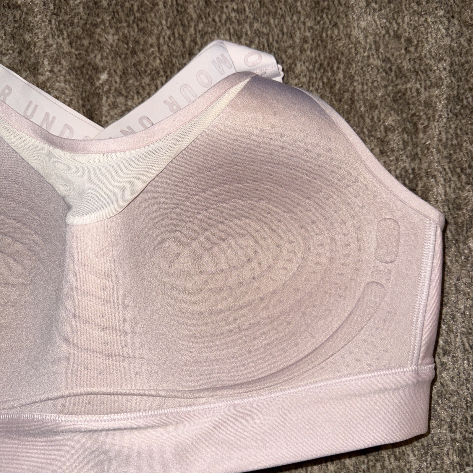 Pre Owned Under Armour Nude Beige Crossback Fitted Sports Bra Logo Large L
