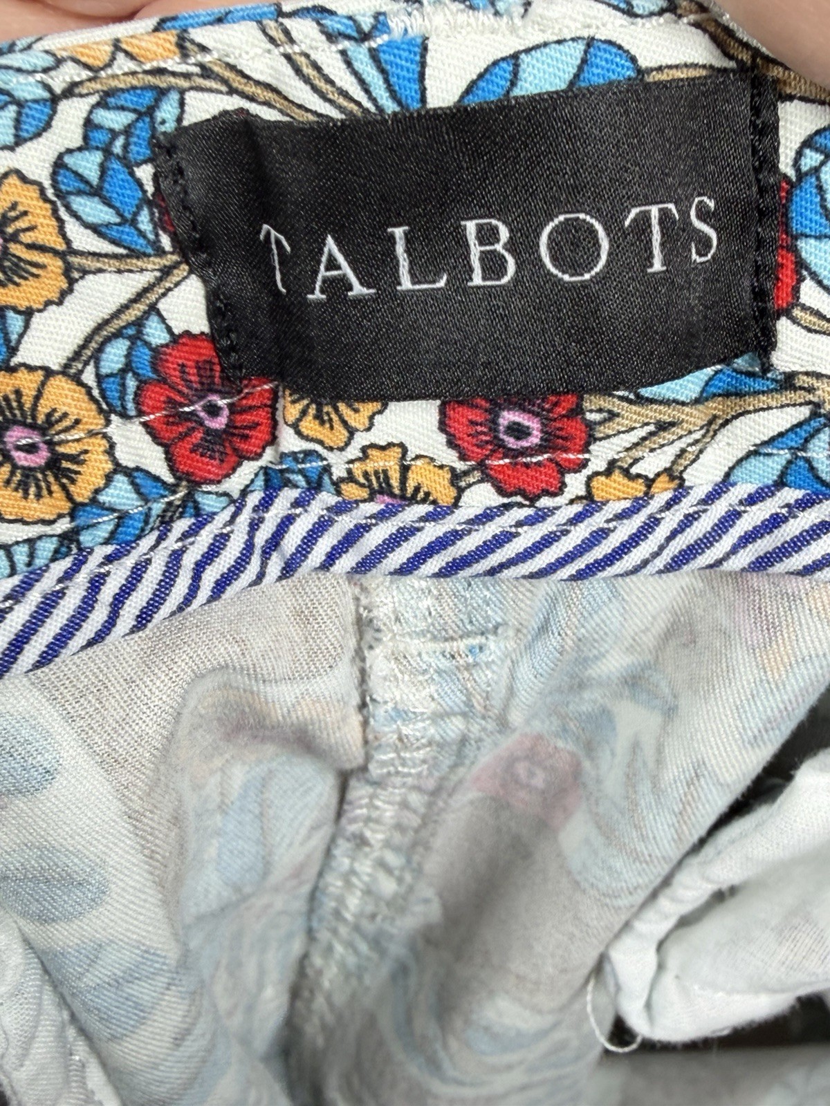 Talbots Relaxed Chino Pants Womens 14P Safari Animal Floral Print Cotton Crop