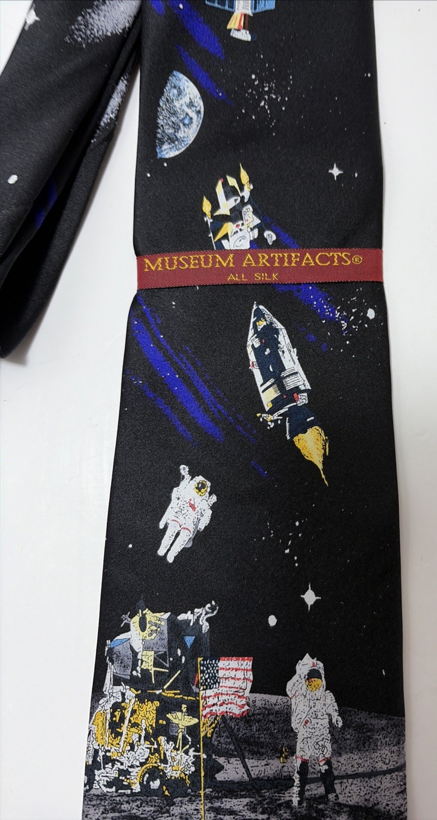 Museum Artifacts Neck Tie Man On The Moon Hand Made All Silk New With Tags