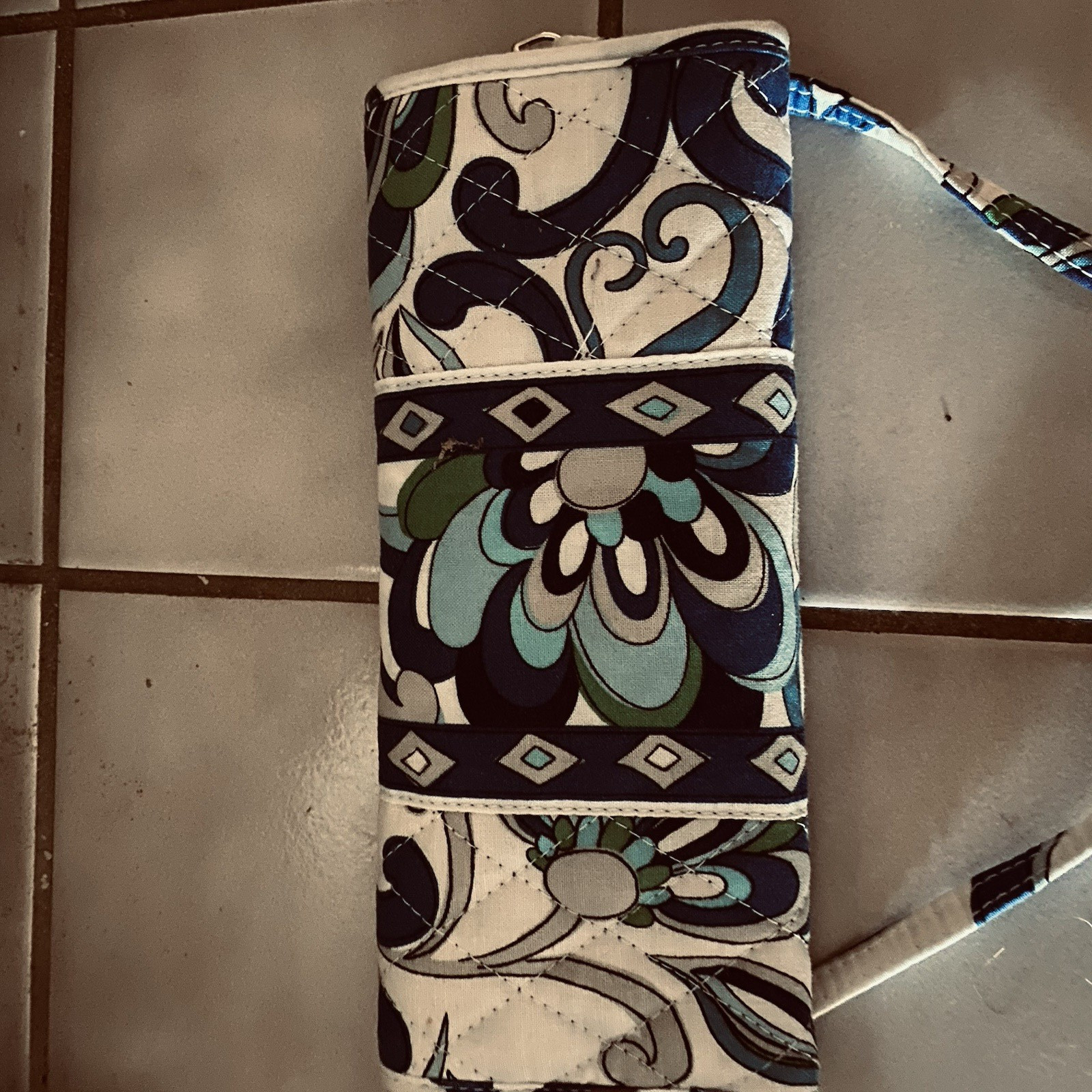 Women’s Floral Wristlet Wallet Clutch w/ Wrist Strap Folding White Blue