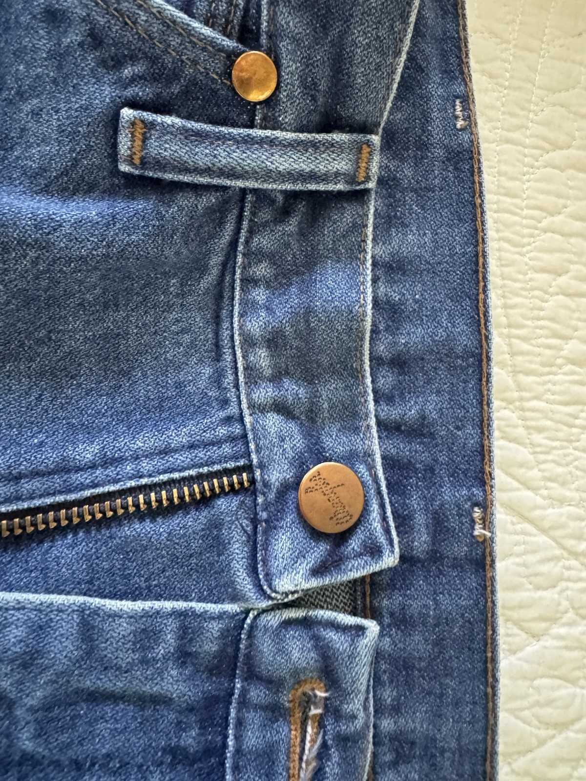 Wrangler Cowboy Cut Men’s Blue Medium Wash Denim Straight Jeans 5-Pocket Cotton