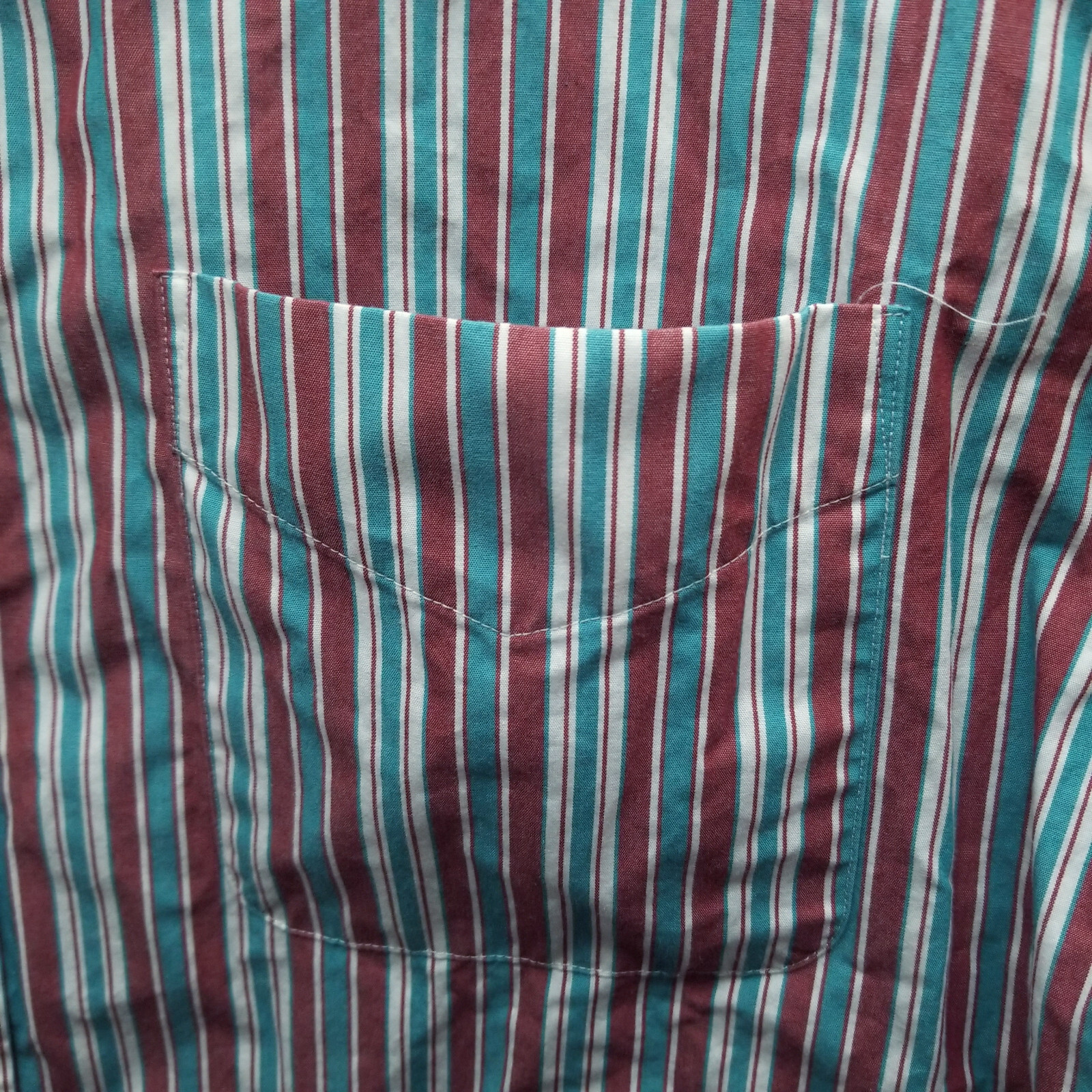 Scandia Woods L Striped Multicolor Button-Down Shirt 50.25″ 28.75″ 10.25″
