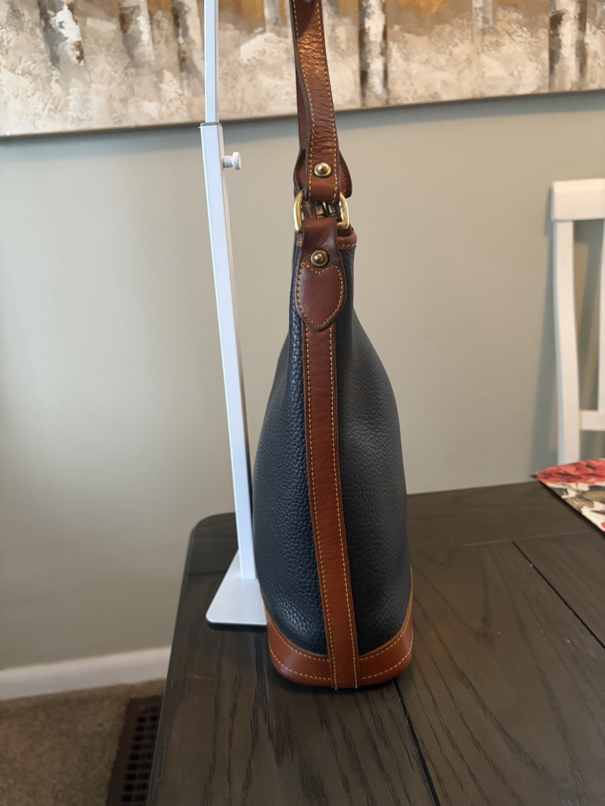 Vintage Dooney & Bourke Navy/Brown Pebbled Large Hobo Shoulder Bag Zip