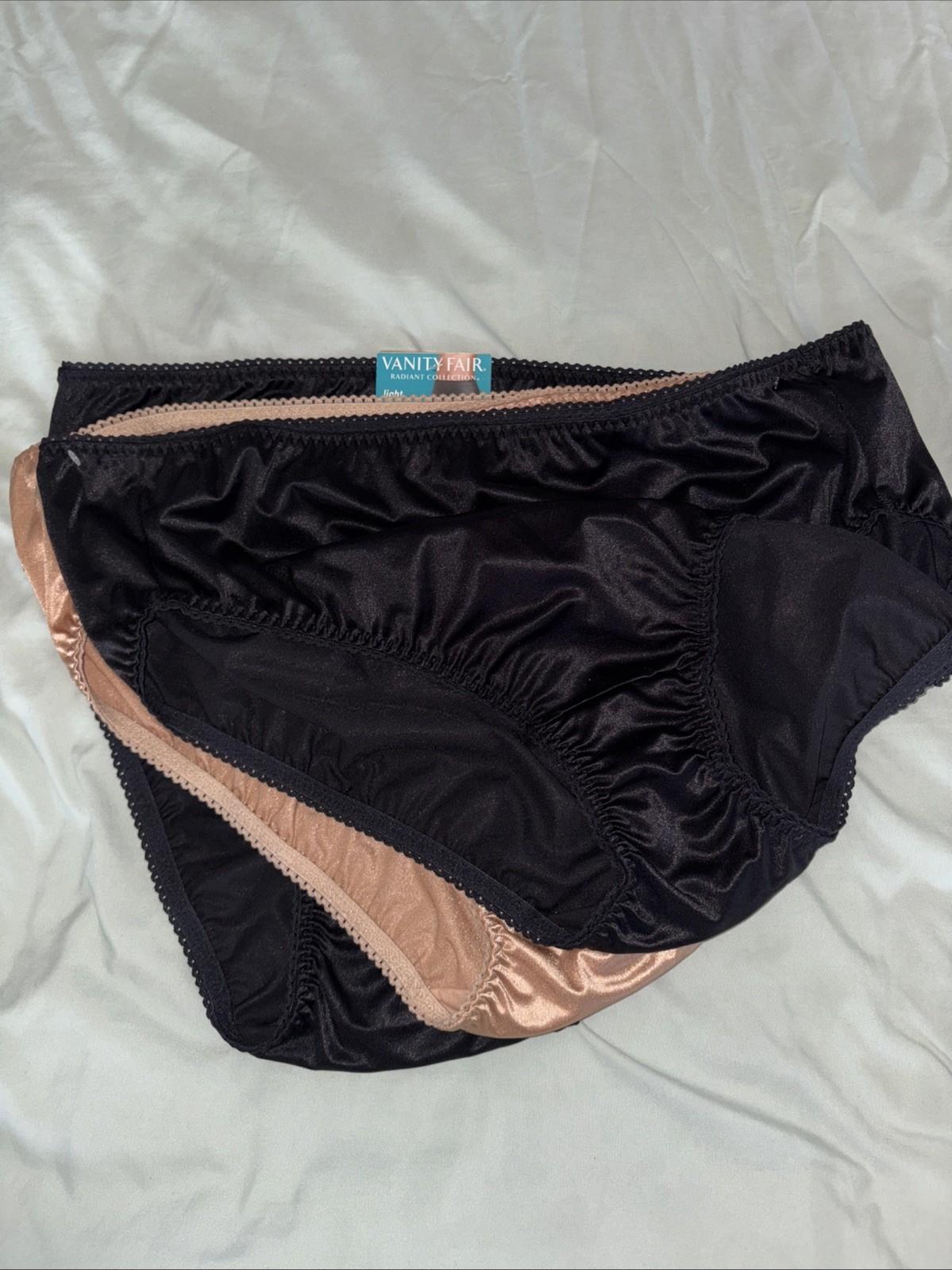 NEW Vanity Fair Radiant Collection Light Control Undershapers 3 Pack Hi-Cut 4XL