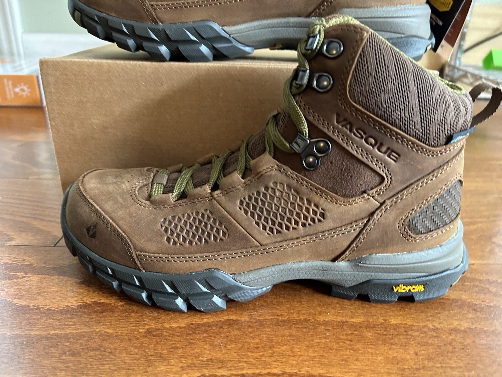 Vasque Men’s Talus Mid Waterproof Hiking Boot Brown Leather NEW 7 M