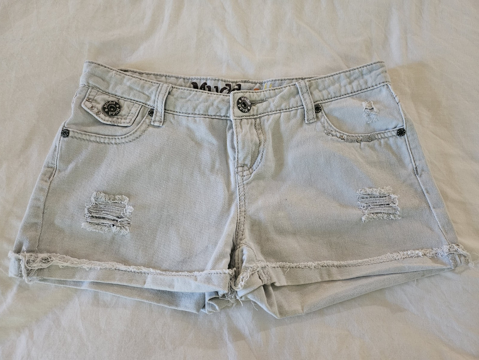 MUDD Junior peace sign Light Grey Denim Cutoff Shorts Low Rise Size 9, Small Fit