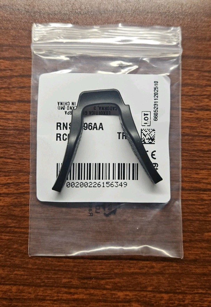 Genuine black replacement nose pad set for the Costa King Tide 8 / model 6S9111