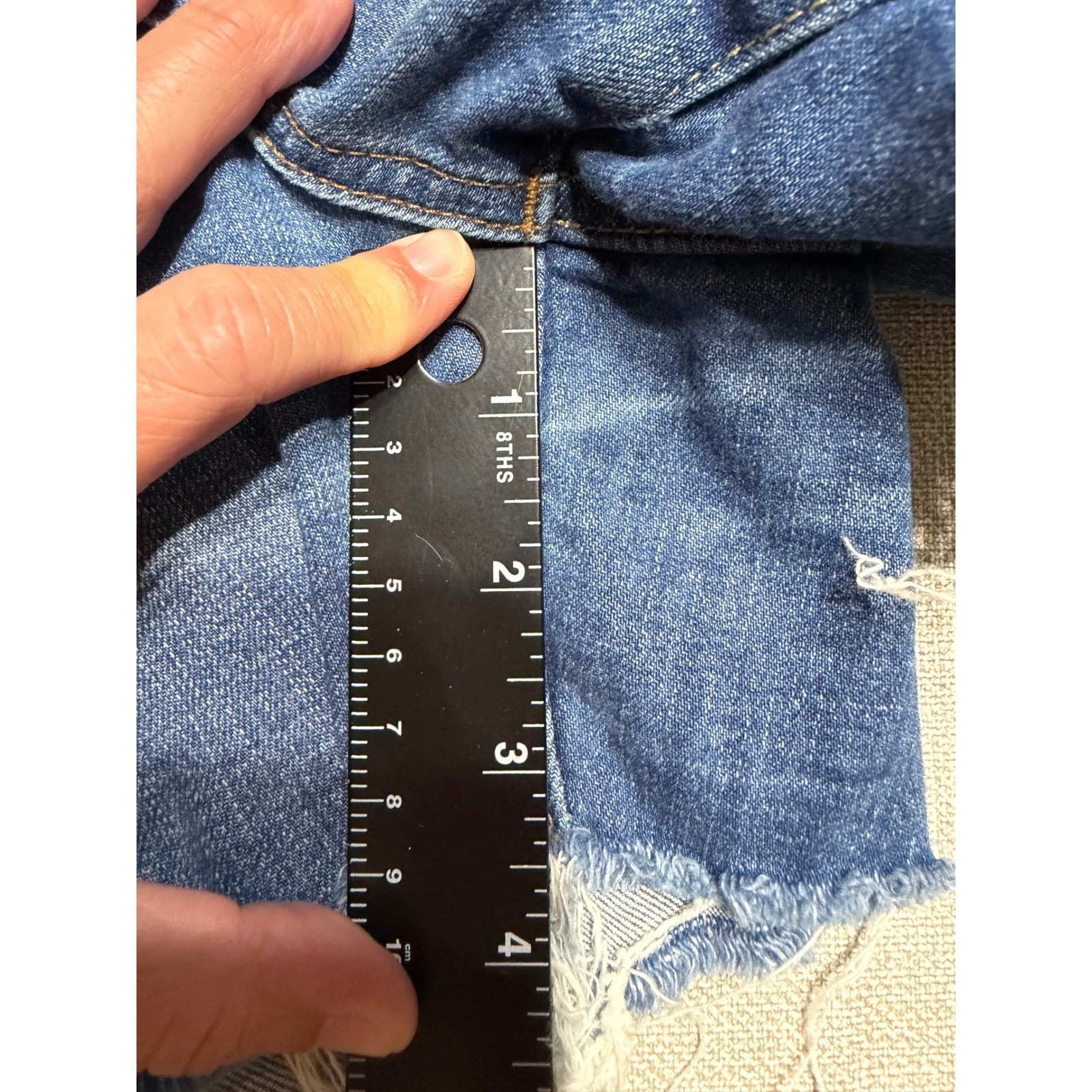 Madewell High-Rise Denim Shorts Size 26 Blue Button Fly Raw Hem Frayed Med Wash