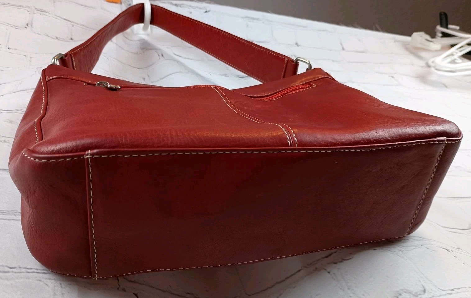 Le Donne Red Leather Shoulder Bag Purse