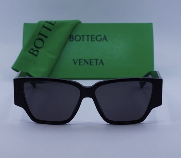 Bottega Veneta BV1285S 001Square Sunglasses – Black/Grey
