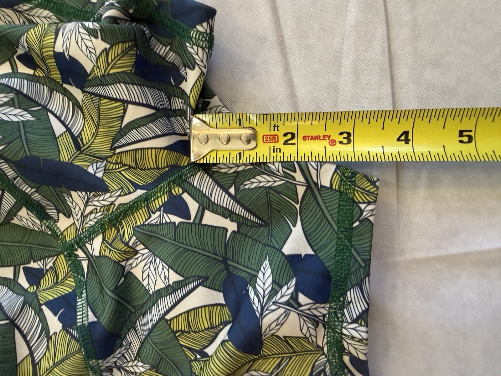 2POOD Spandex Booty Shorts Medium M Tropical Palm Leaf HighRise CrossFit Workout