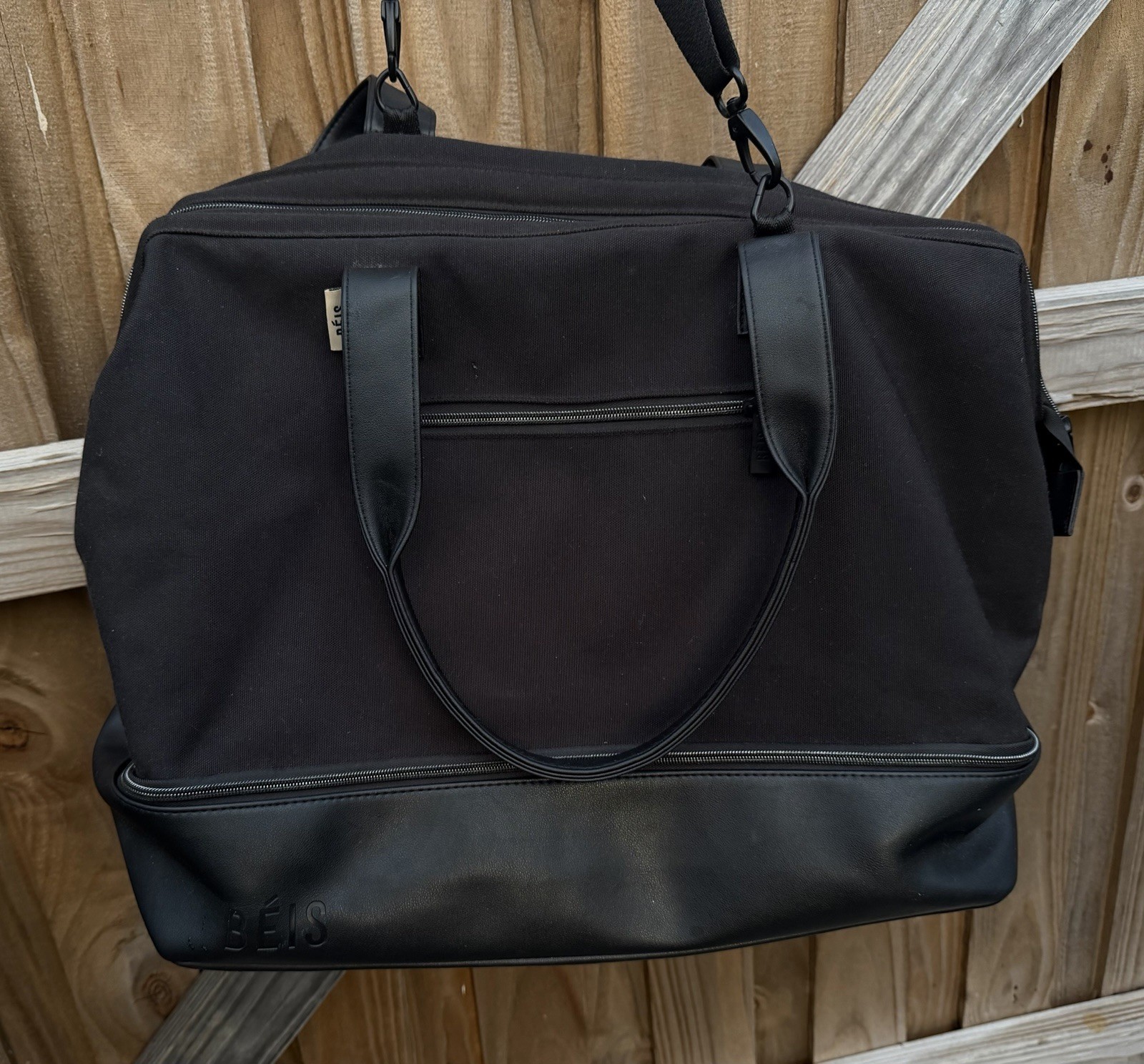 Beis Black Weekender Bag Lightweight Zip Closure Detachable Shoulder Strap Women
