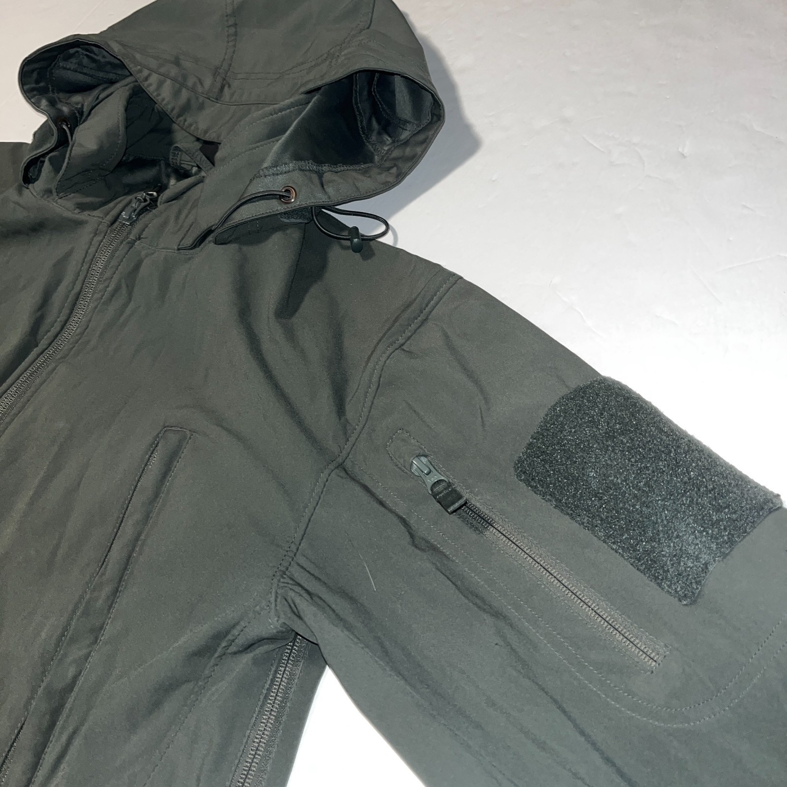 Condor Summit Zero lightweight softshell men’s tactical jacket large *see Desc!