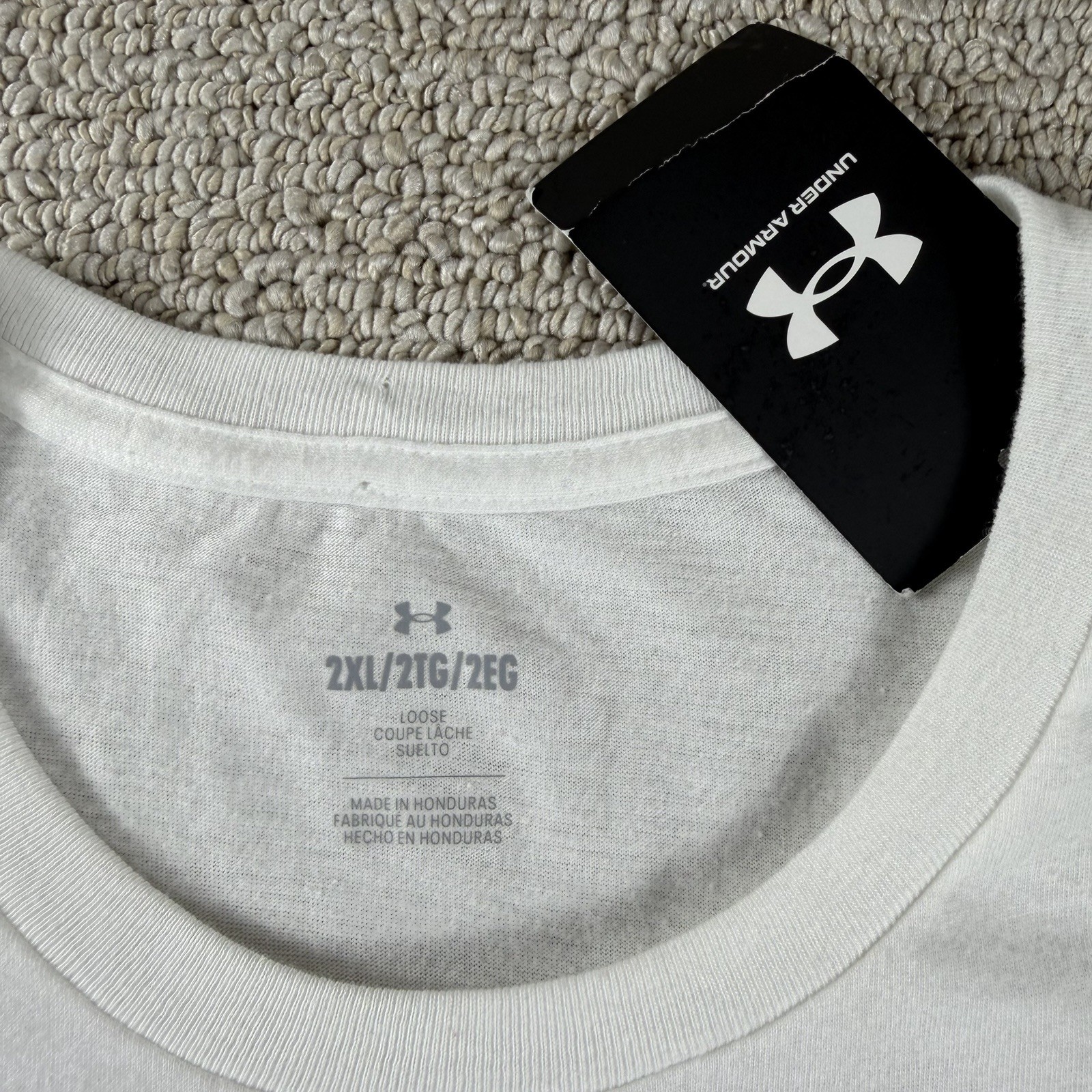Under Armour Vintage Type Loose Fit Graphic T-Shirt White Men’s Size XXL