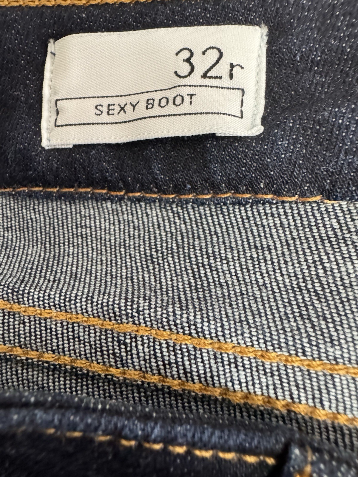 GAP women Bootcut Jeans 32R, Dark Wash Blue Denim Cotton Mid Rise 5-Pocket