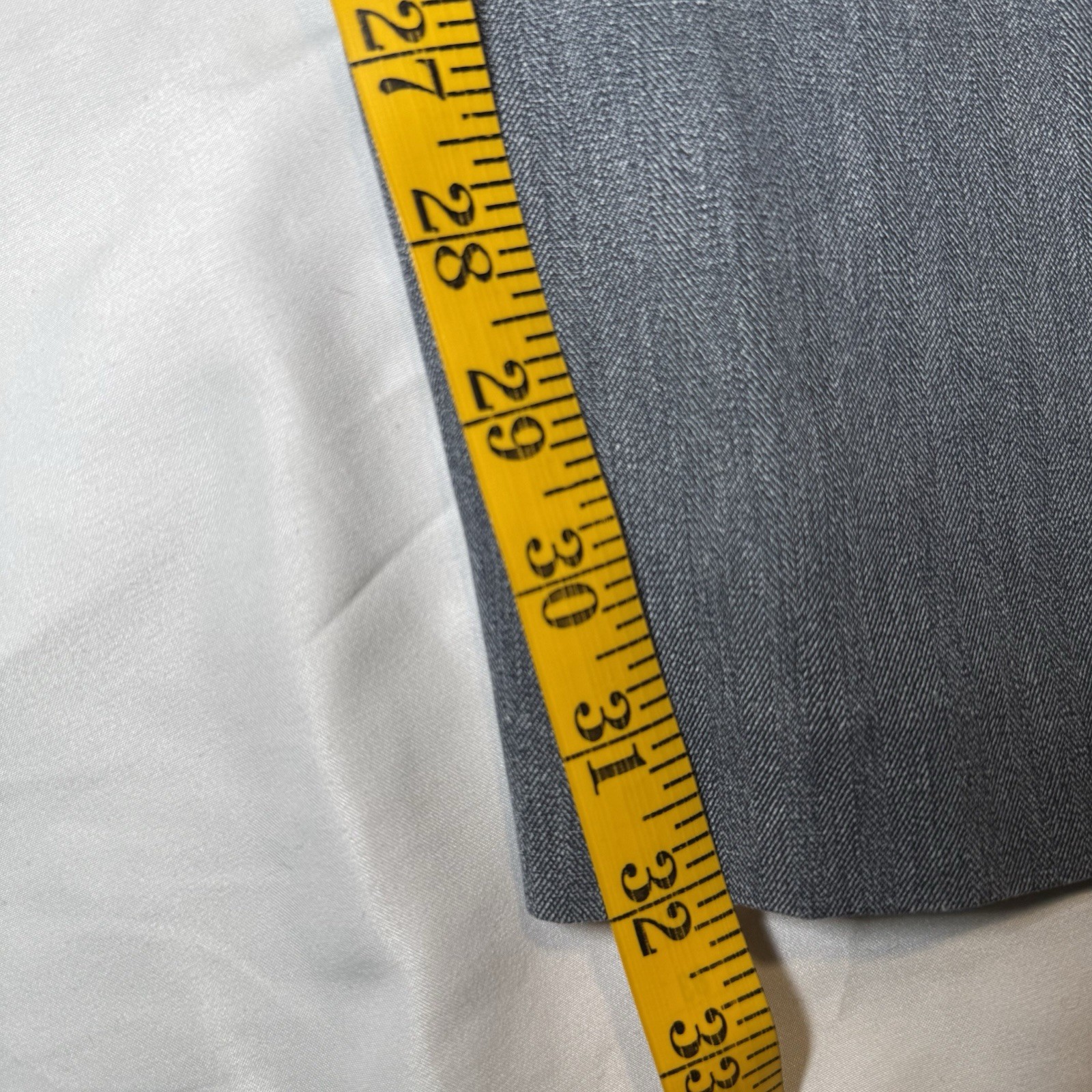 Tommy Bahama Mens Havana Silk Blend Herringbone Chinos 52 X 32 (meas. 54 X 32)