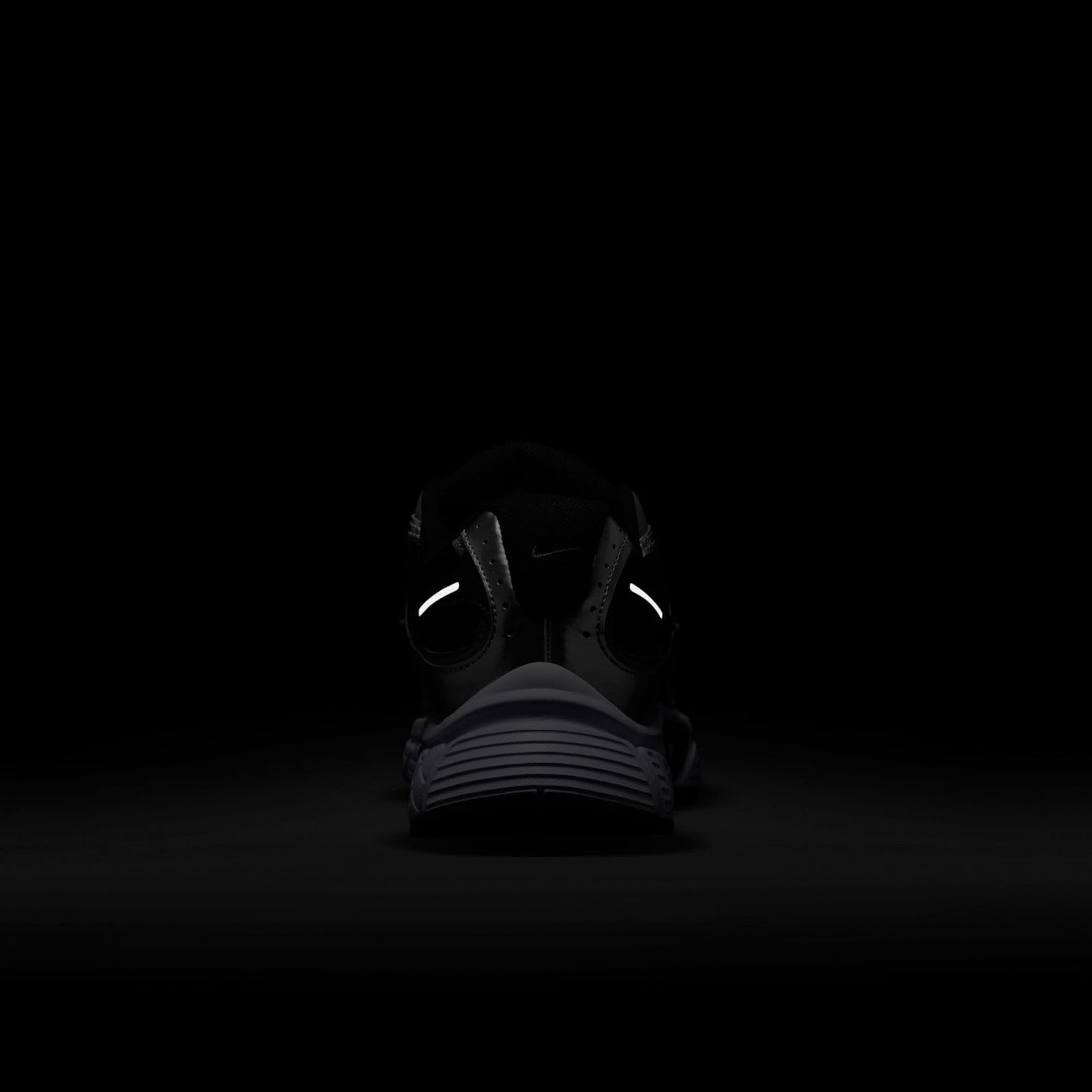 Nike Mens V5 RNR – Black/Black/Anthracite/Smoke Grey – 11