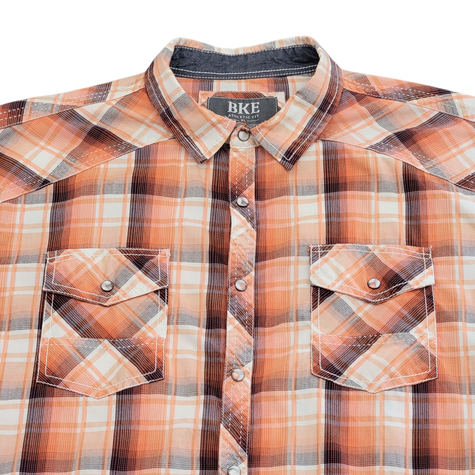 BKE Buckle Athletic Fit Short Sleeve Pearl Snap Button Shirt Mens XL Orange
