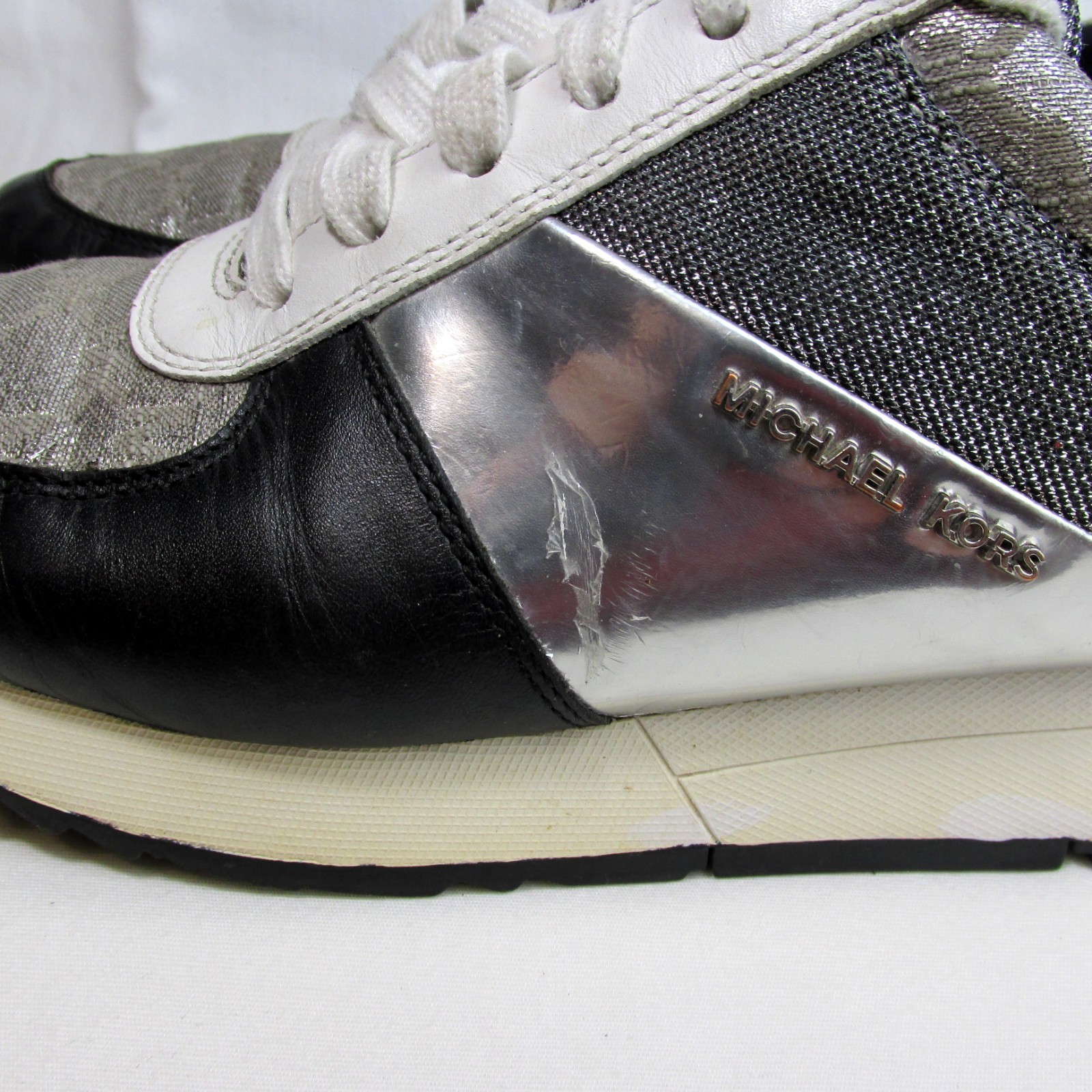 Michael Kors Black White Silver Trainer Sneaker Womens Size 8.5 Luxury Shoes