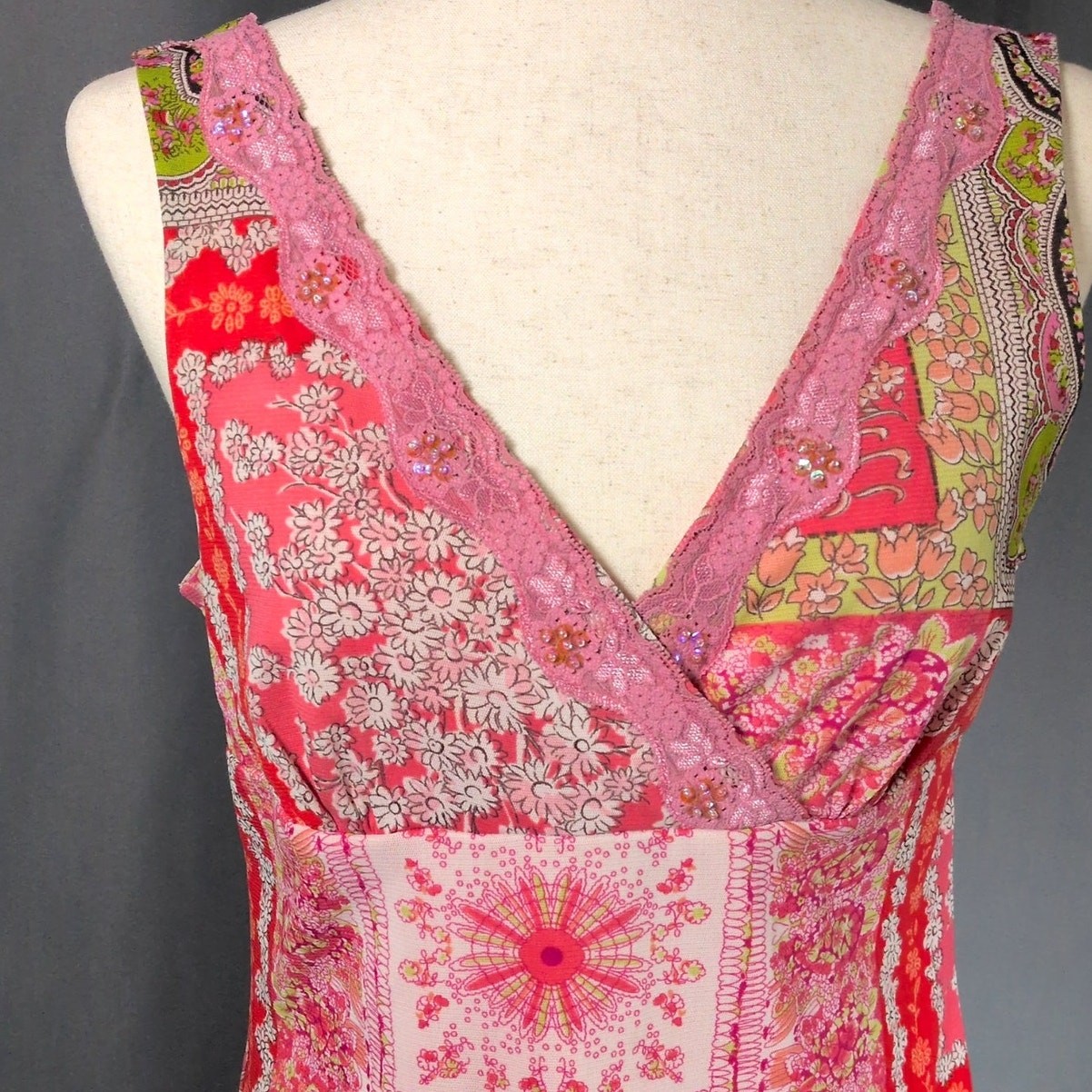 Vintage Y2K Xhilaration Sequin Surplice V-Neck Pink Multi Pattern Dress Sz Large
