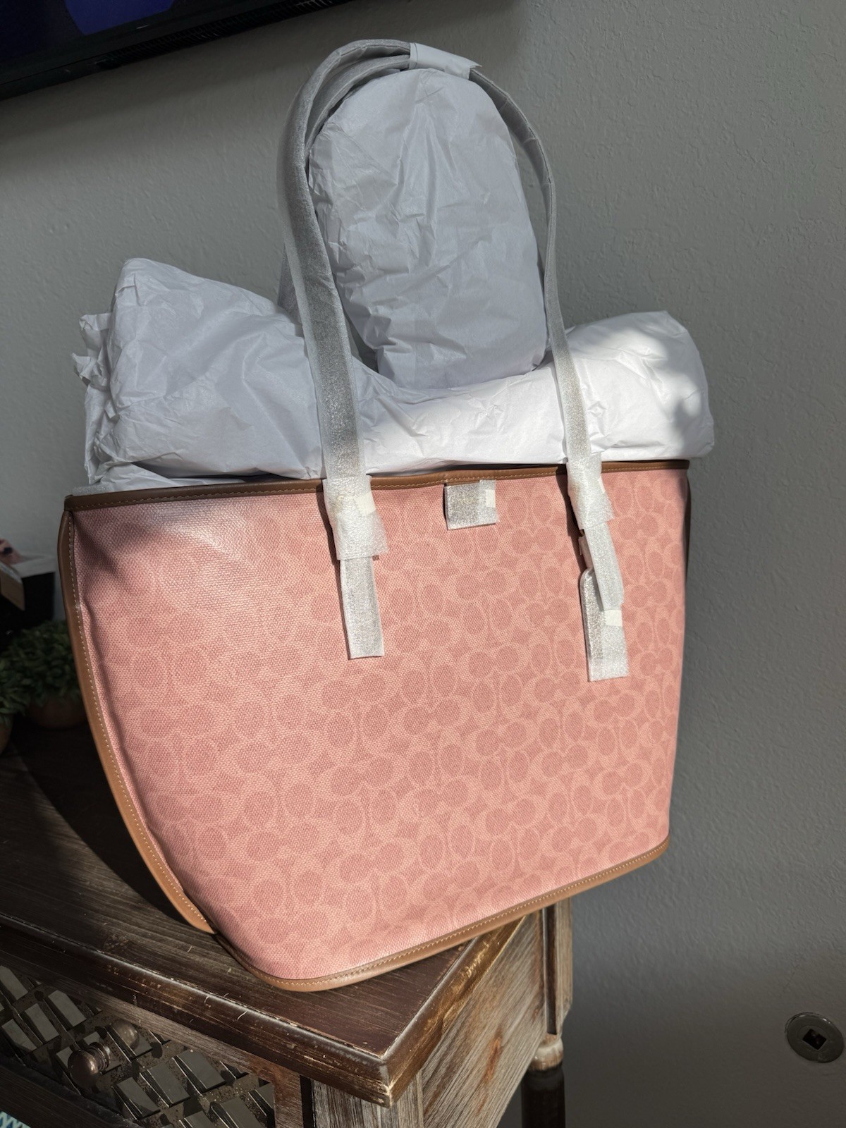 Authentic Coach Taxi Tote Signature Logo Pink Large