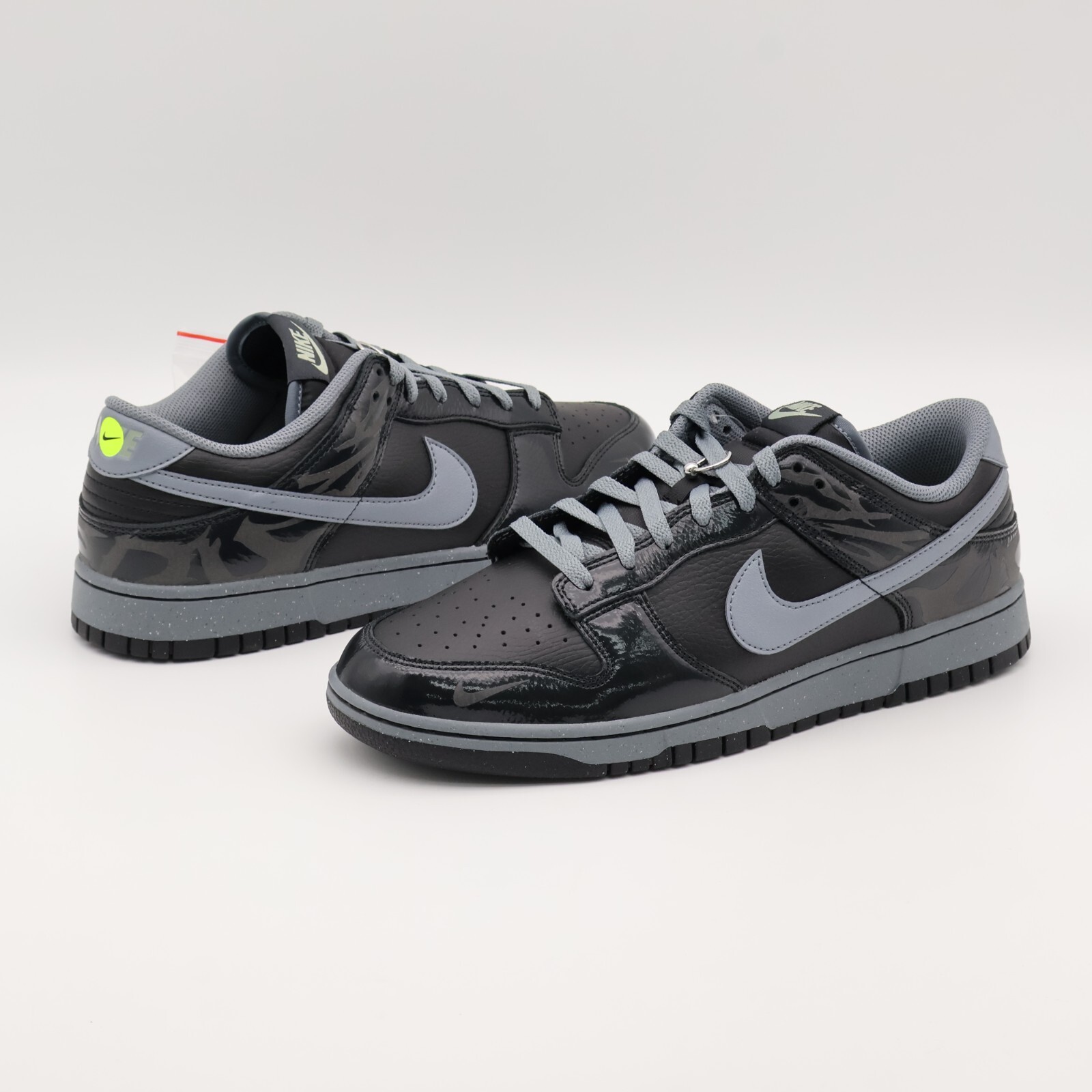 FZ3053-001 Nike Dunk Low Retro Berlin Black and Off Noir (Men’s)