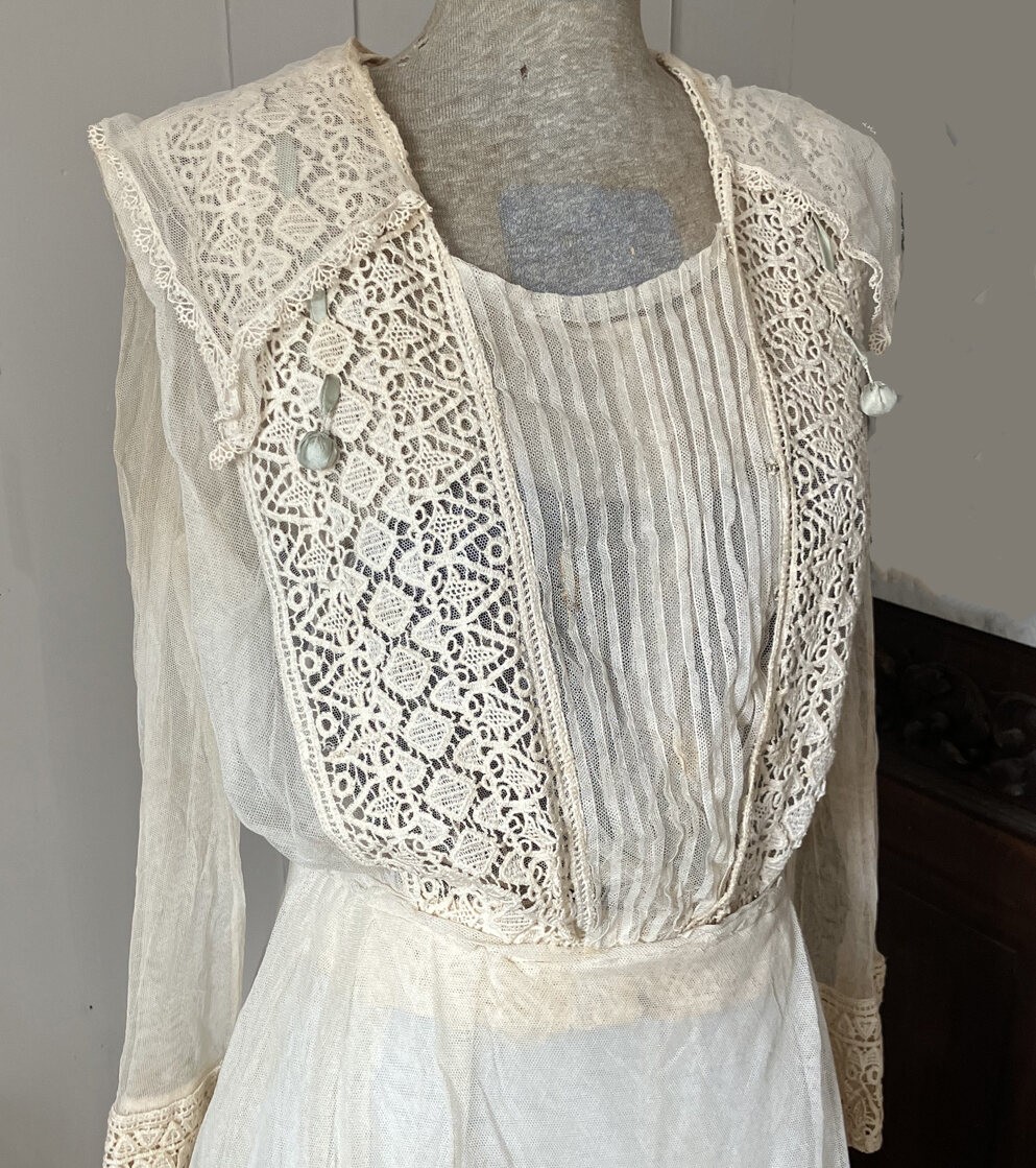 Edwardian Sheer Net and Lace Dress Excellent