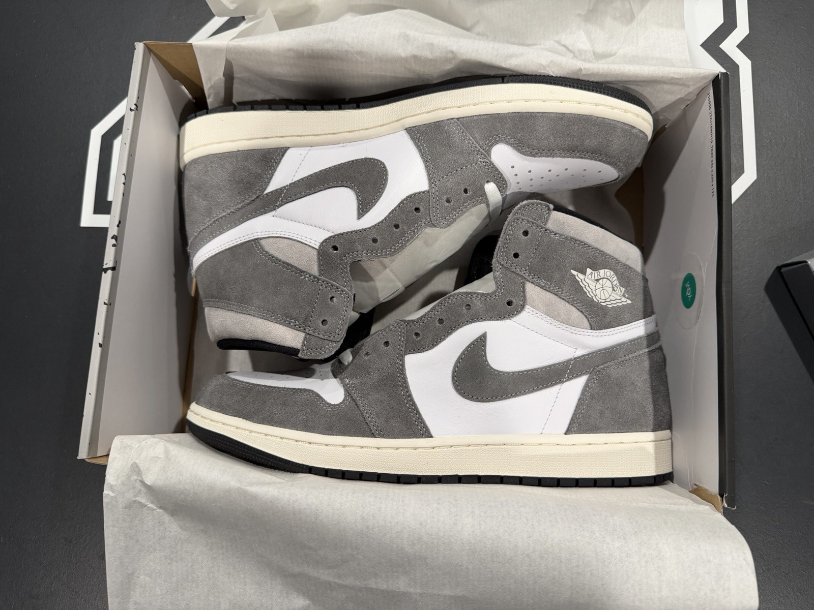 Air Jordan 1 Retro High OG Stealth Grey White DZ5485-051 Size 13 NEW w/ Box