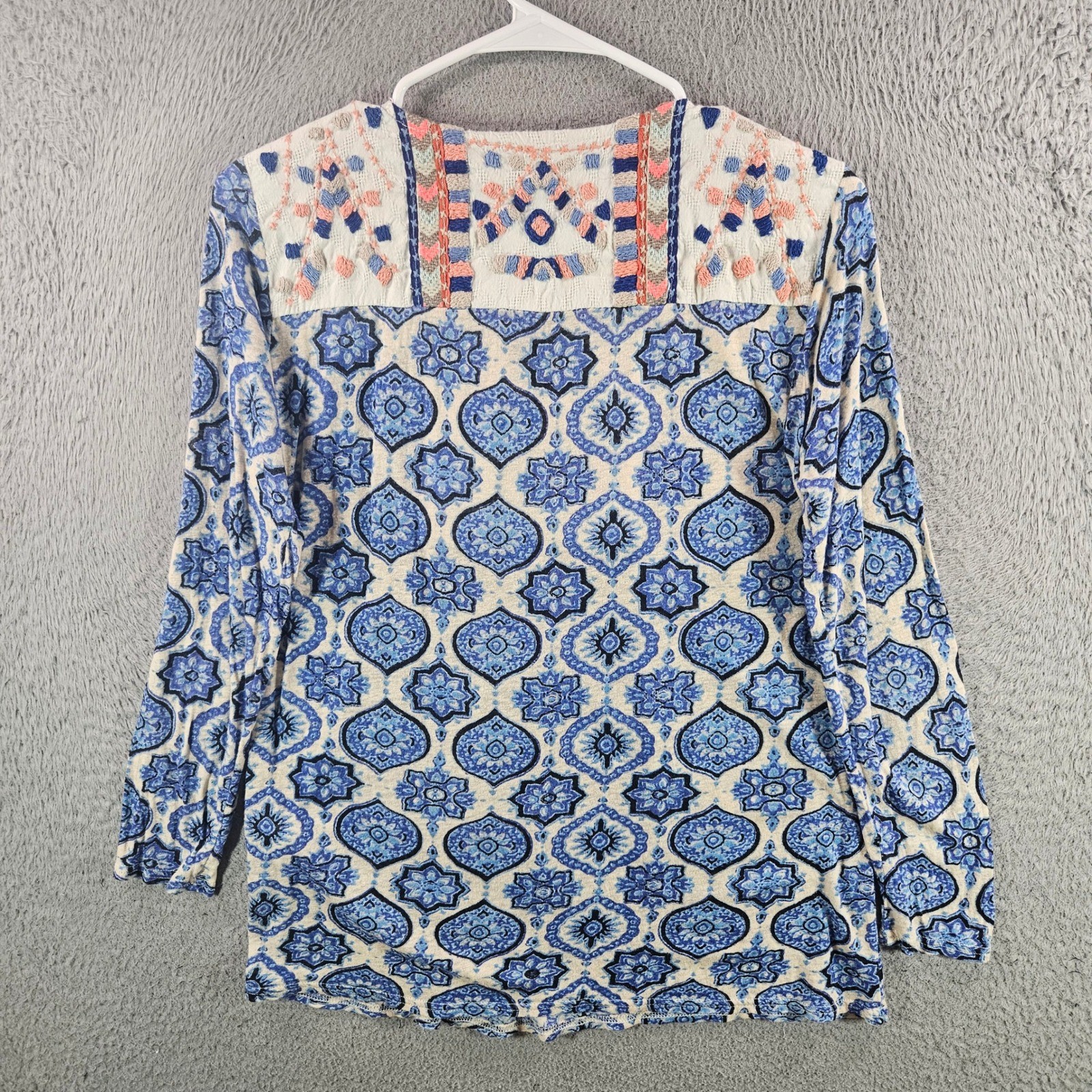 Lucky Brand Blue Tile Print Embroidered Peasant Blouse Tassel Top Womens Medium