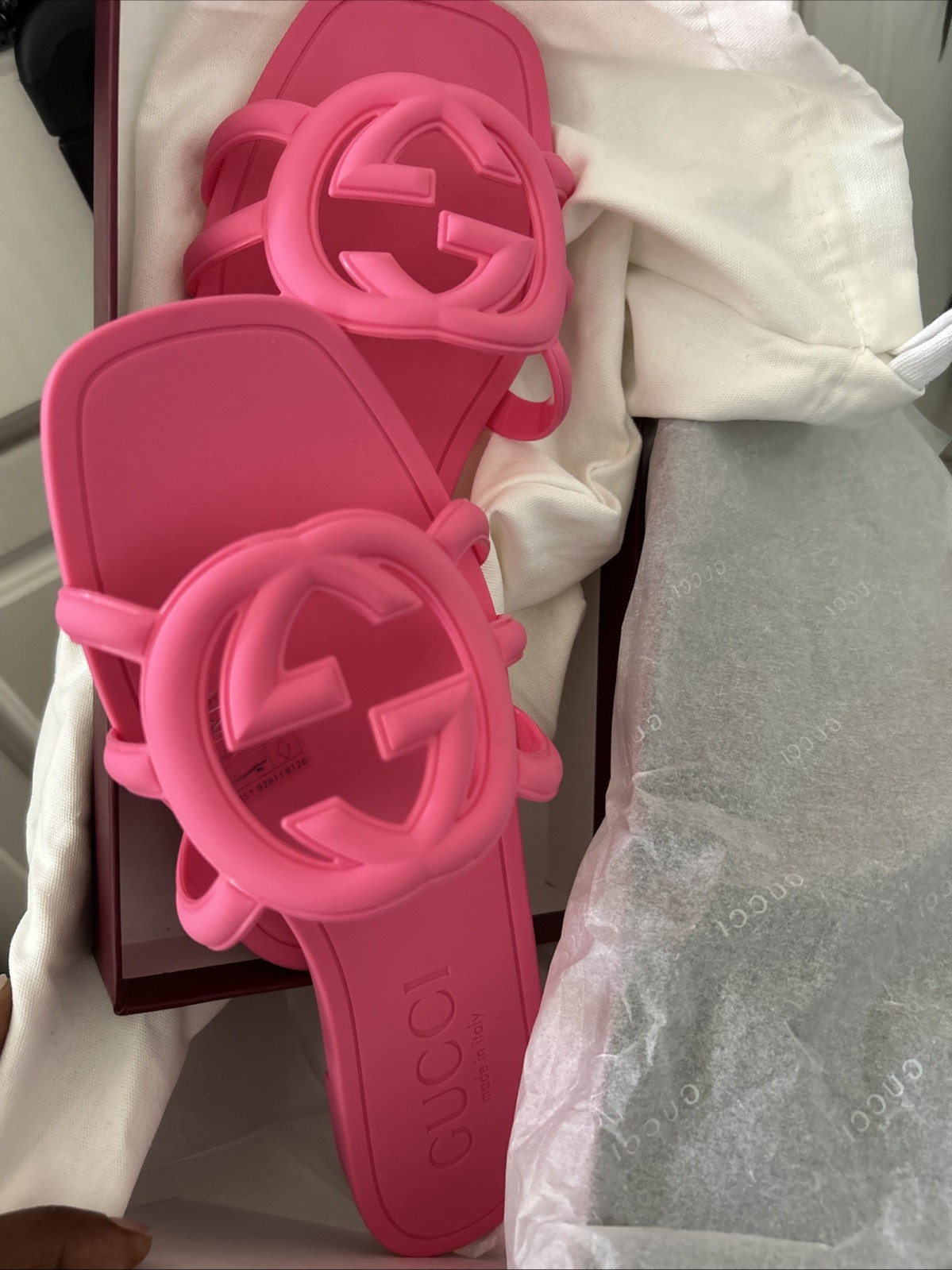 GUCCI PINK INTERLOCKING RUBBER SLIDE SANDALS