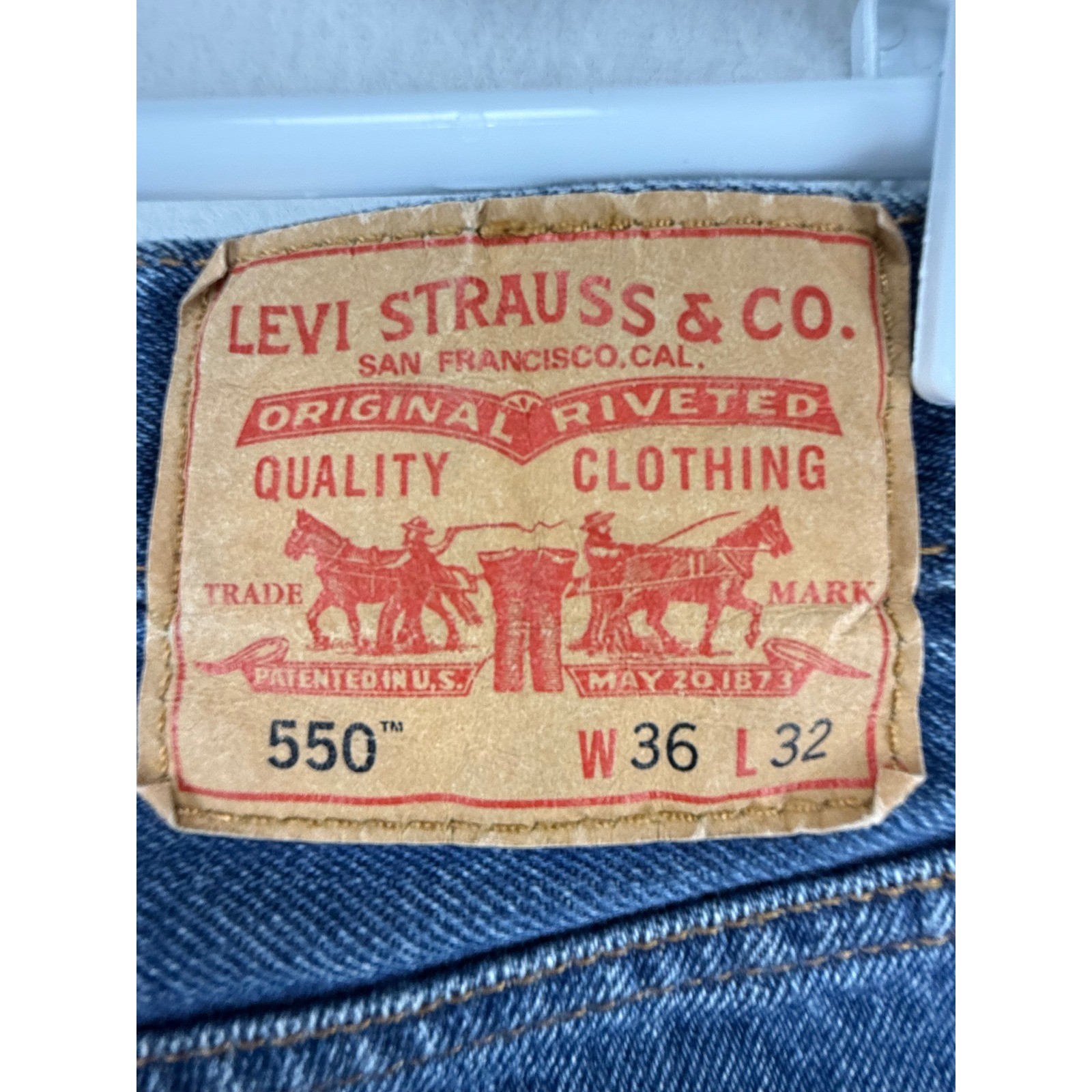 Levi’s 550 Relaxed Fit Jeans Mens 36×32 Blue Denim Medium Wash Cotton