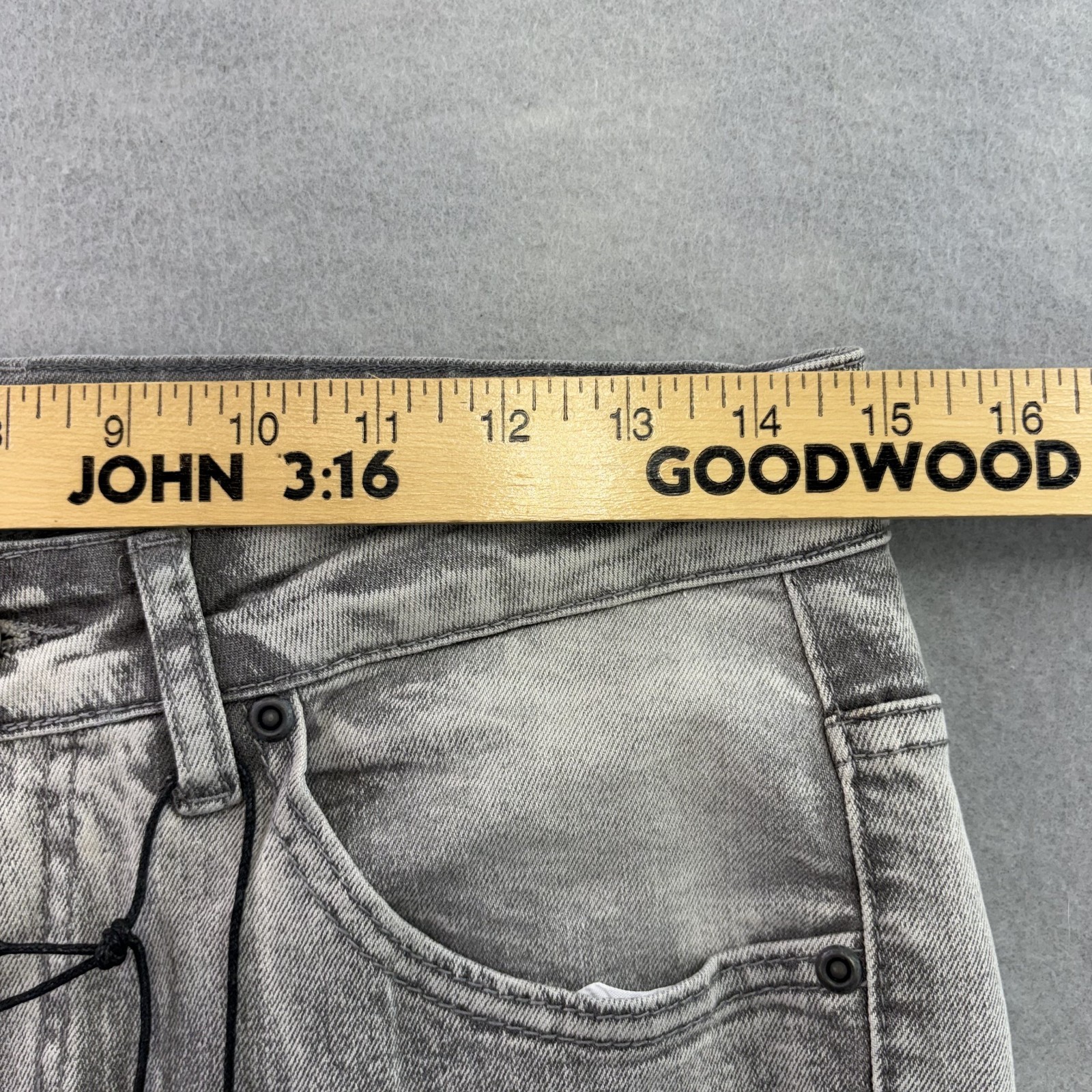 WAIMEA Denim Jeans Mens Size 30 Gray Skinny Fit Distressed Moto NWT