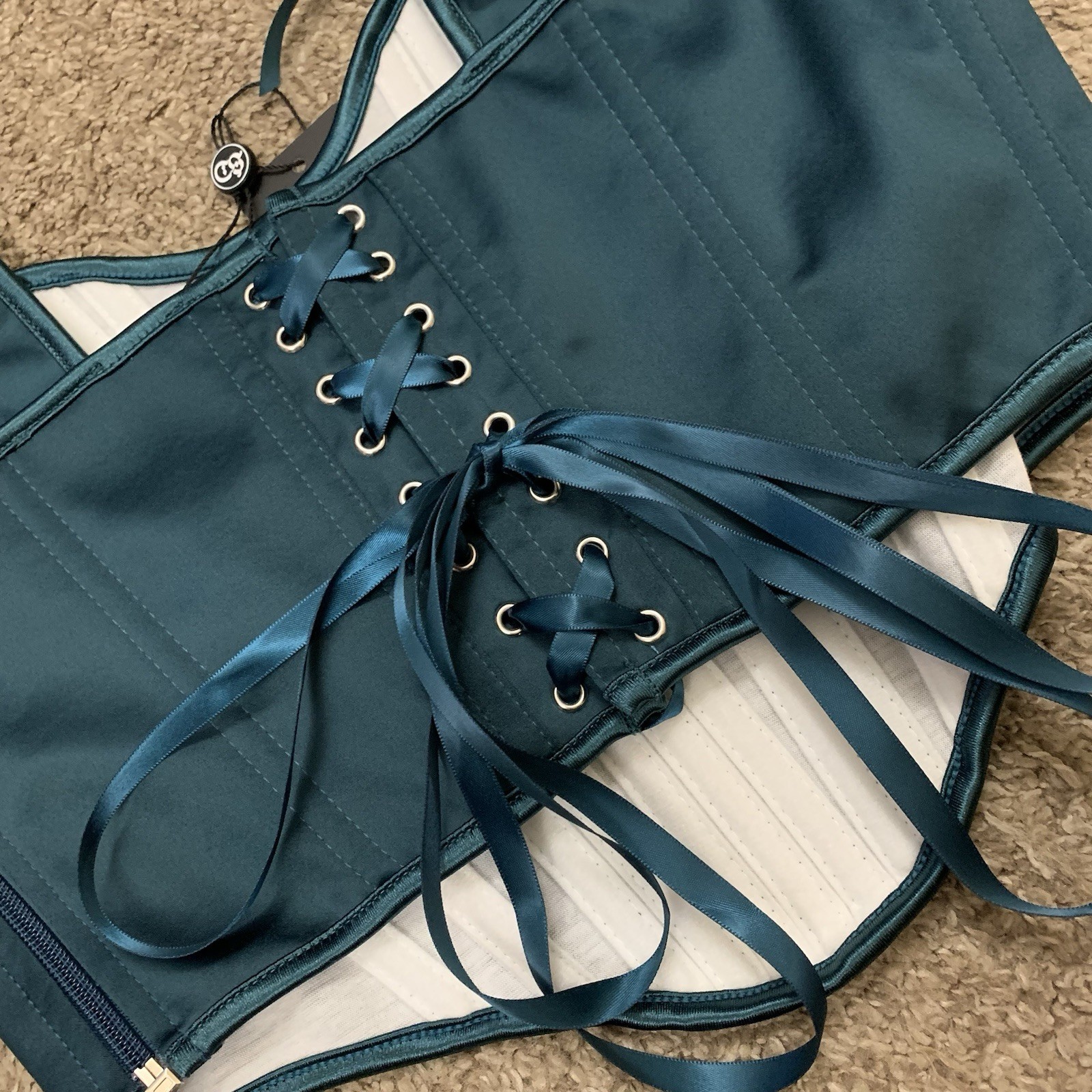 Scarlet Darkness Womens US 8 Green Satin Lace Up Back Corset Bow Straps Gothic