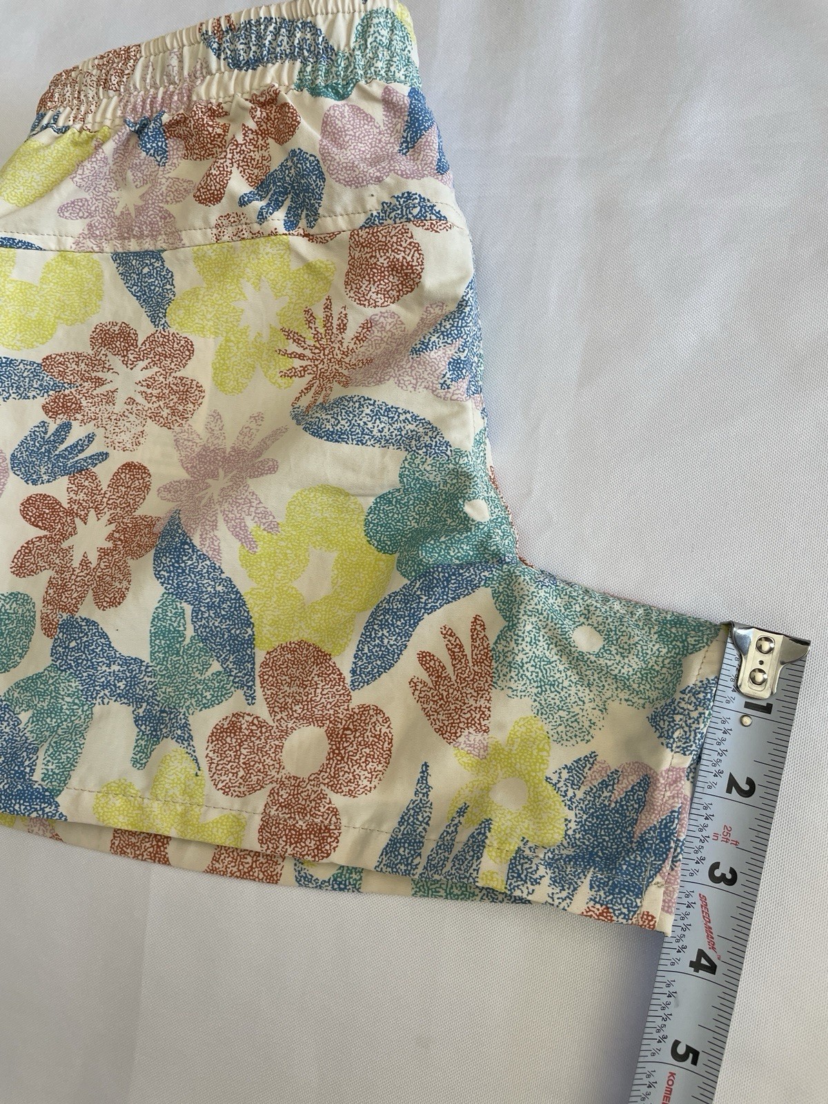 Patagonia Baggies 4″ Shorts Girl’s Size L/12 Channeling Spring SP24 Water