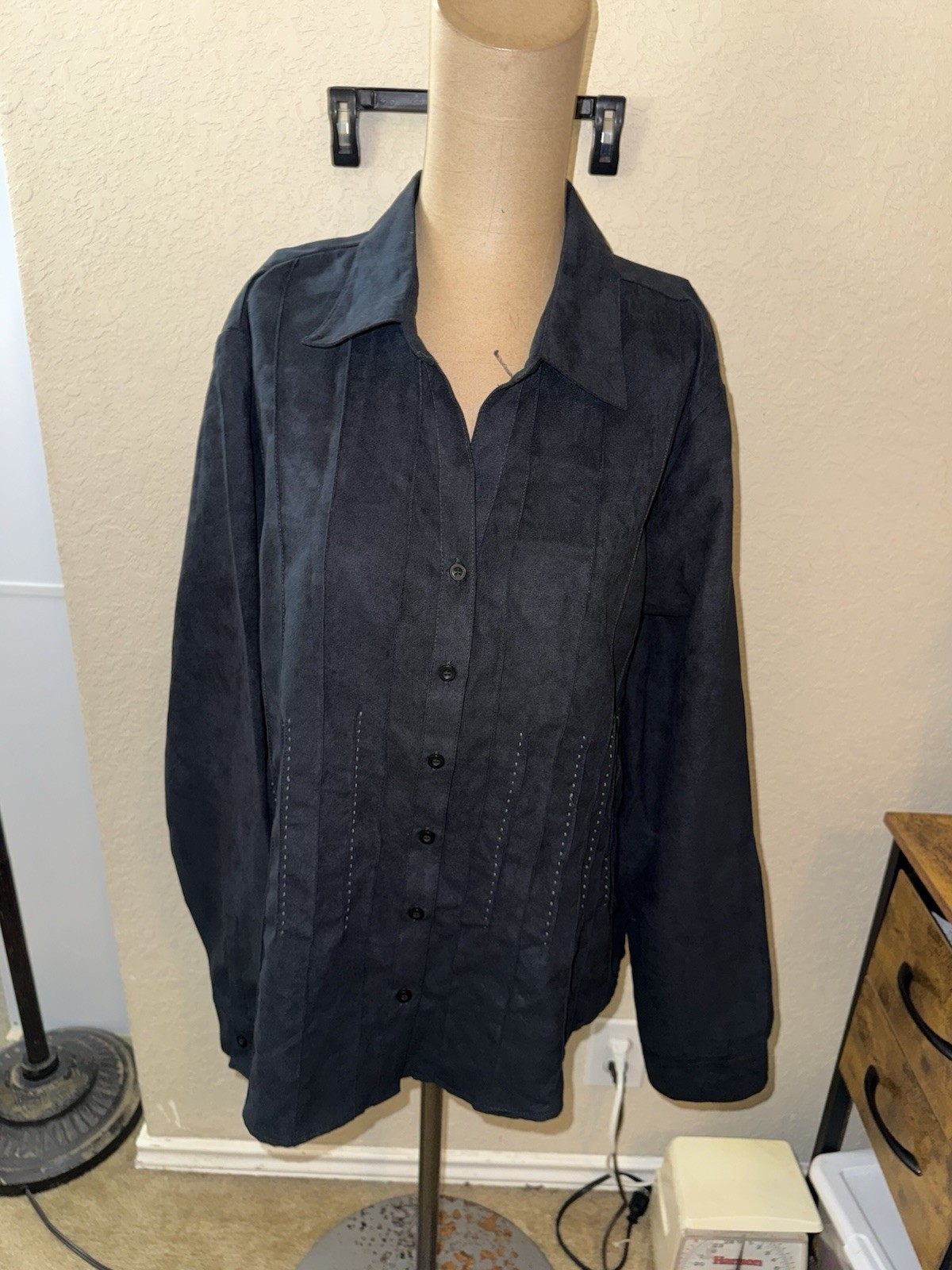 Lemon Grass Studio Women’s XL Black Solid Long Sleeve Button-Up Shirt