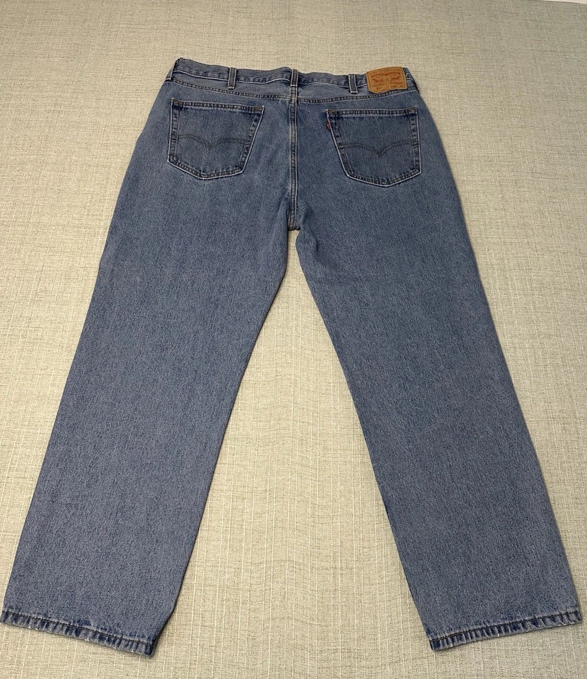 Levi’s 550 Relaxed Fit Medium Blue 100% Cotton Denim Jeans Men’s 40X30