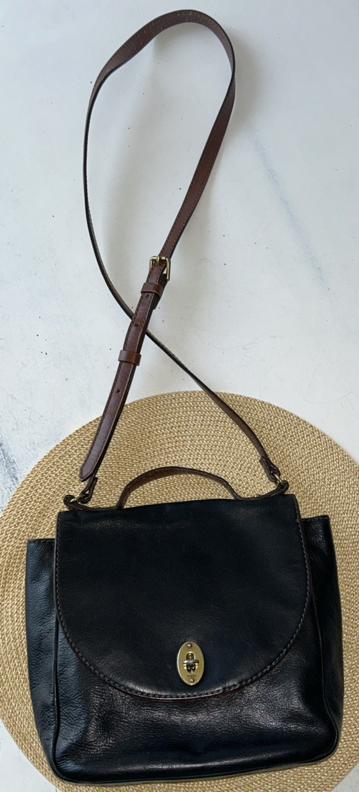 VTG Fossil Top Handle Turn Lock Crossbody Bag in Black 9”Hx10.25”Wx3.5”D