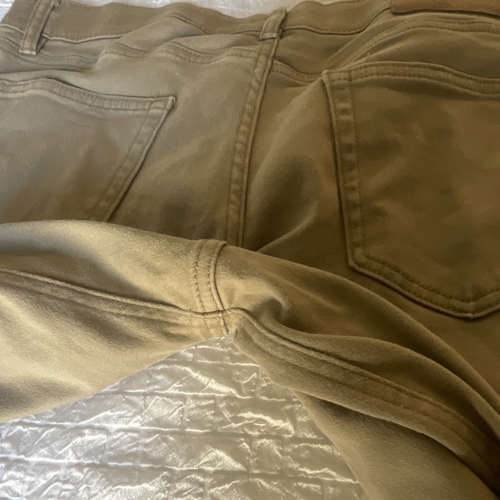 IZOD Beige Regular Fit Straight Leg Stretch 5-Pocket Flat Front Pants 32