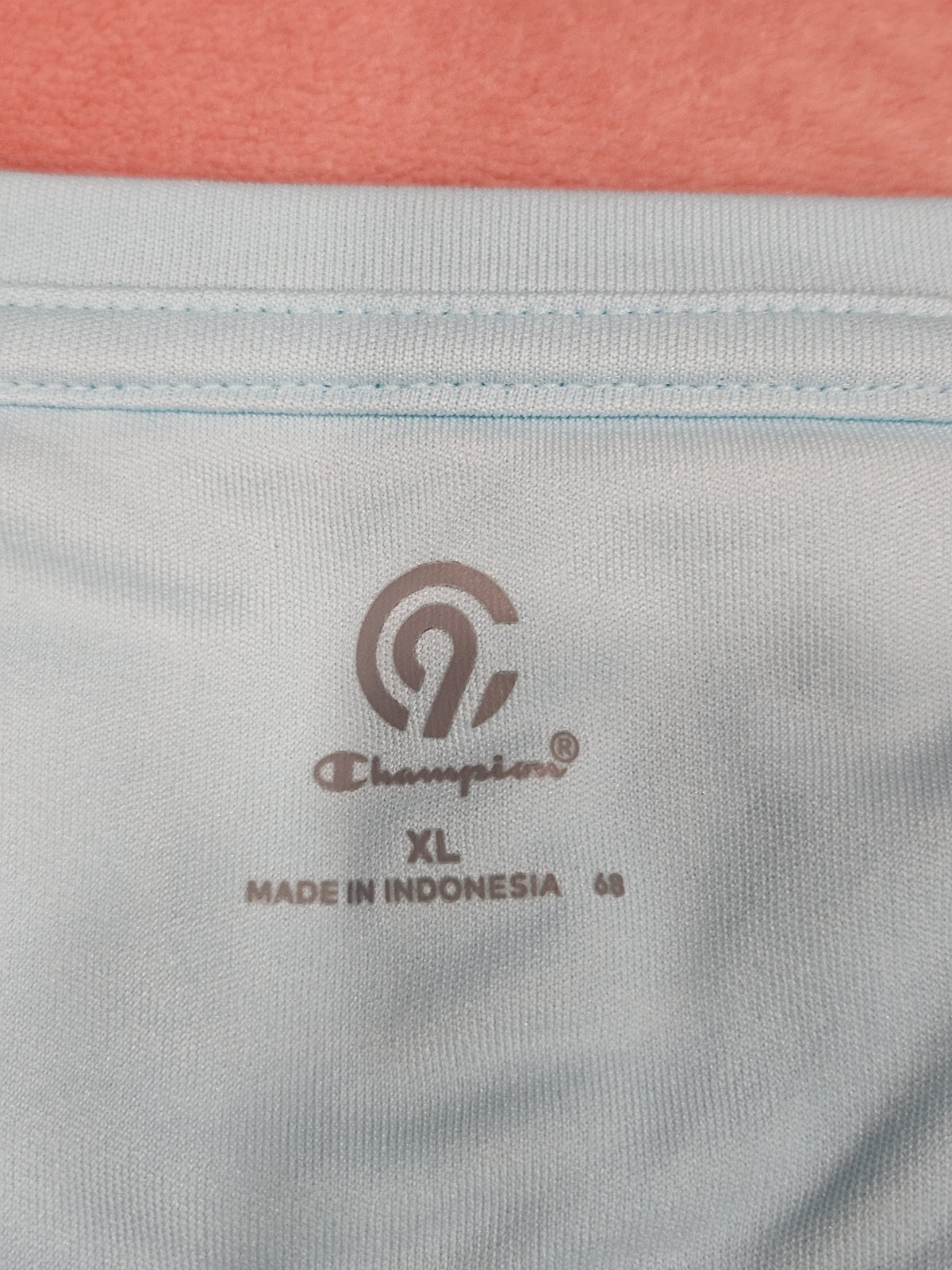 Champion Women’s Light Blue Mesh Short Sleeve T-Shirt XL Breathable Athletic