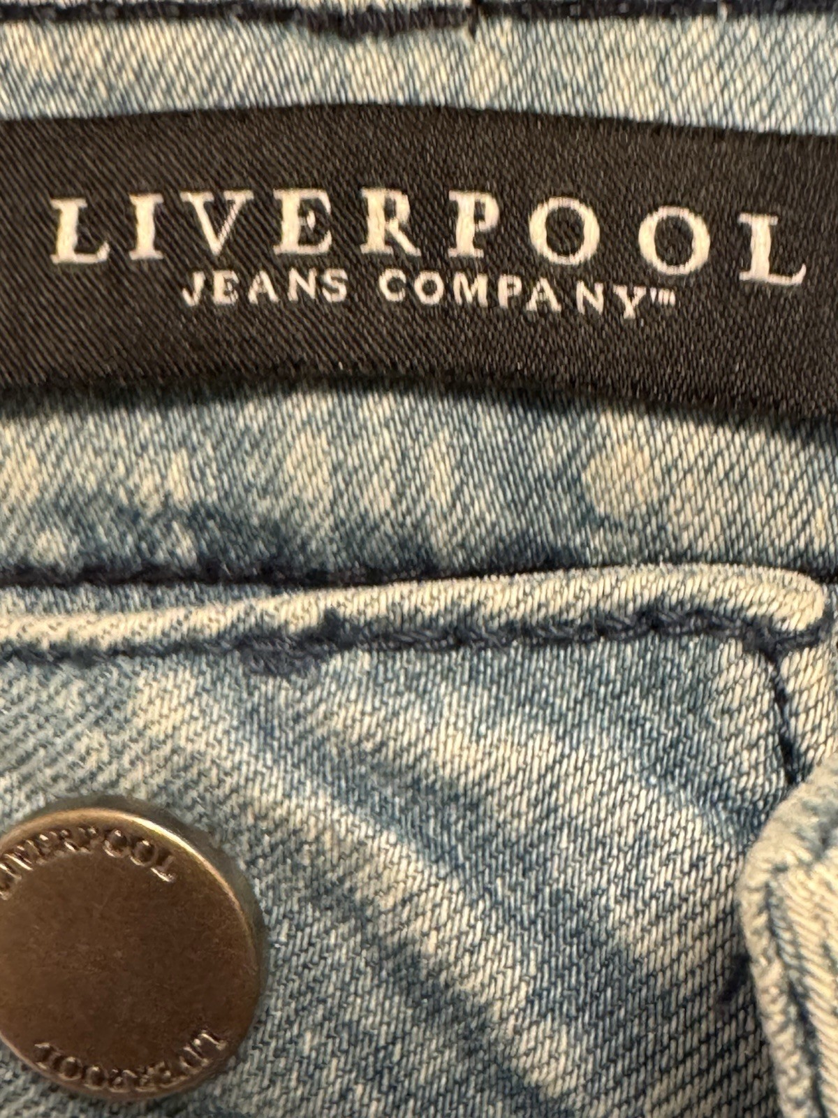 Liverpool Jeans Company Women’s Light Wash Blue Skinny Denim Jeans 5-Pocket