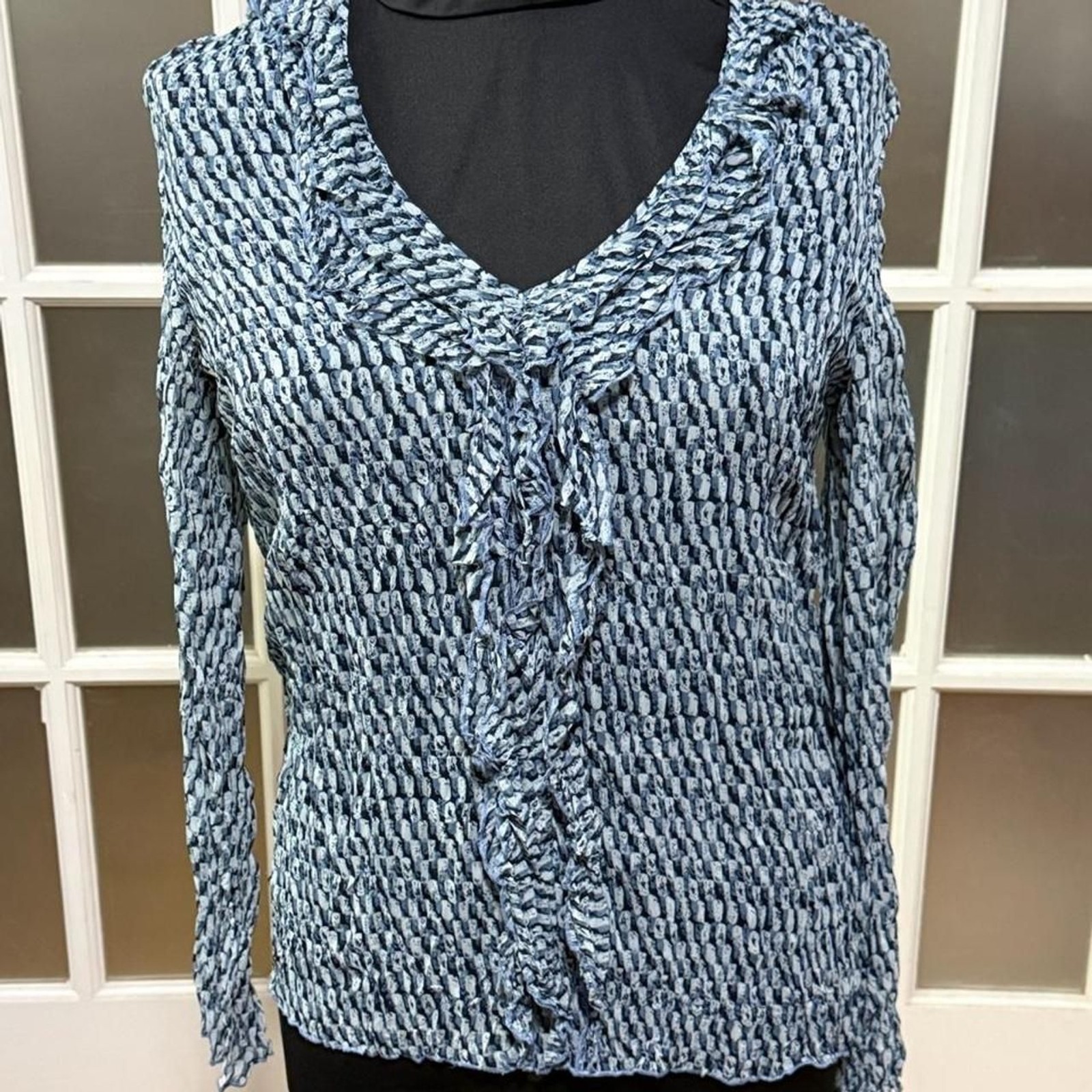 TINT Women’s Blue Crinkle Ruffle Top