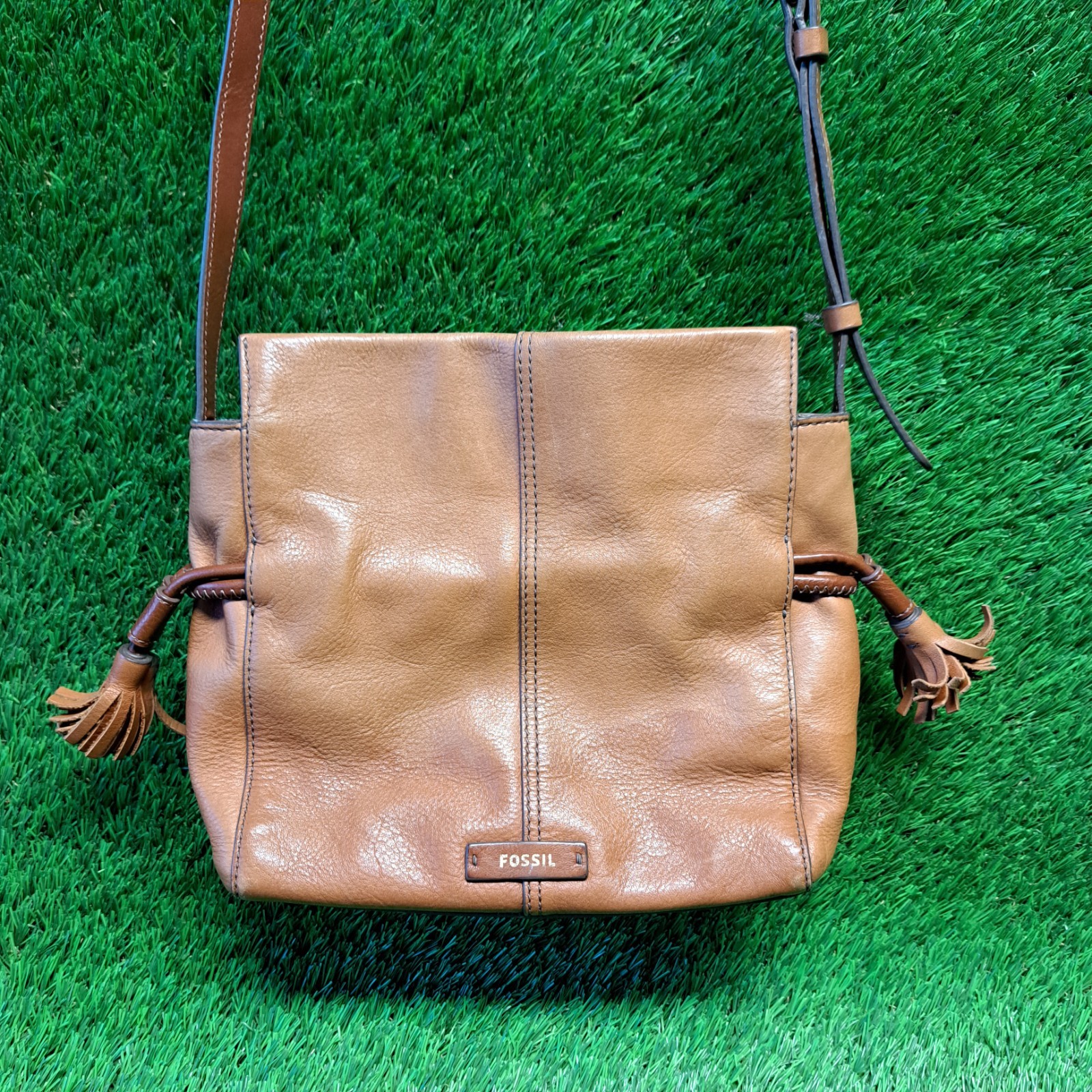 Fossil Rayna Drawstring Crossbody Brown Leather SHB2824210 Preowned