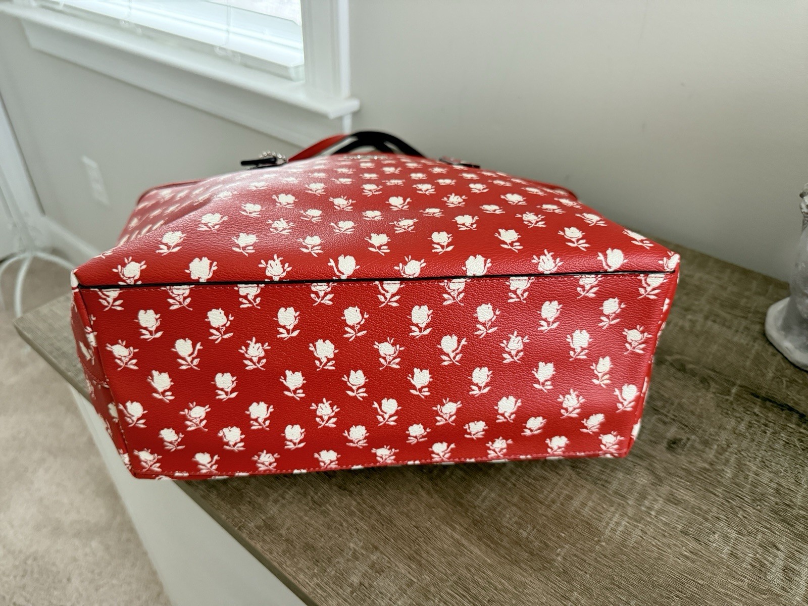 NWT Coach CITY ZIP TOTE IN CARMINE MULTI FLORAL PRINT COATED CANVAS F38161