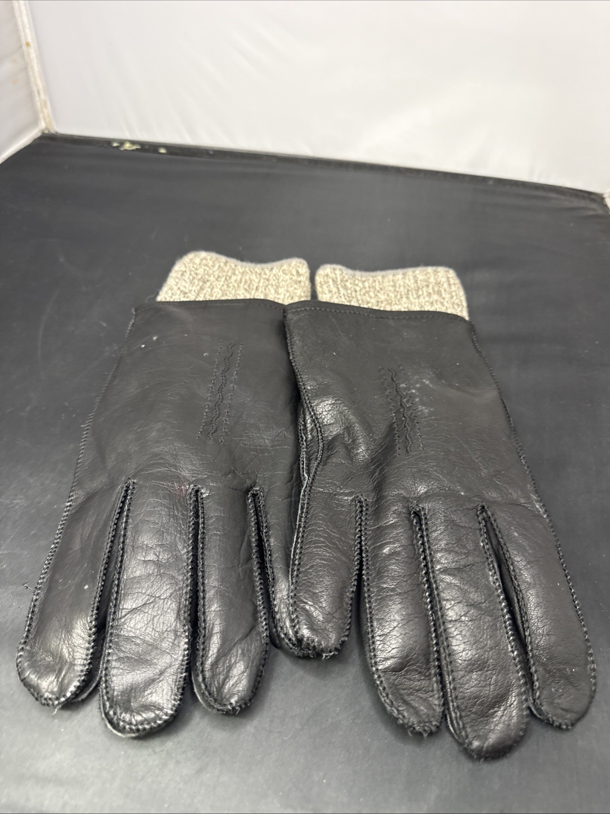berman black genuine leather size xl acrylic/wool lining with additional gloves