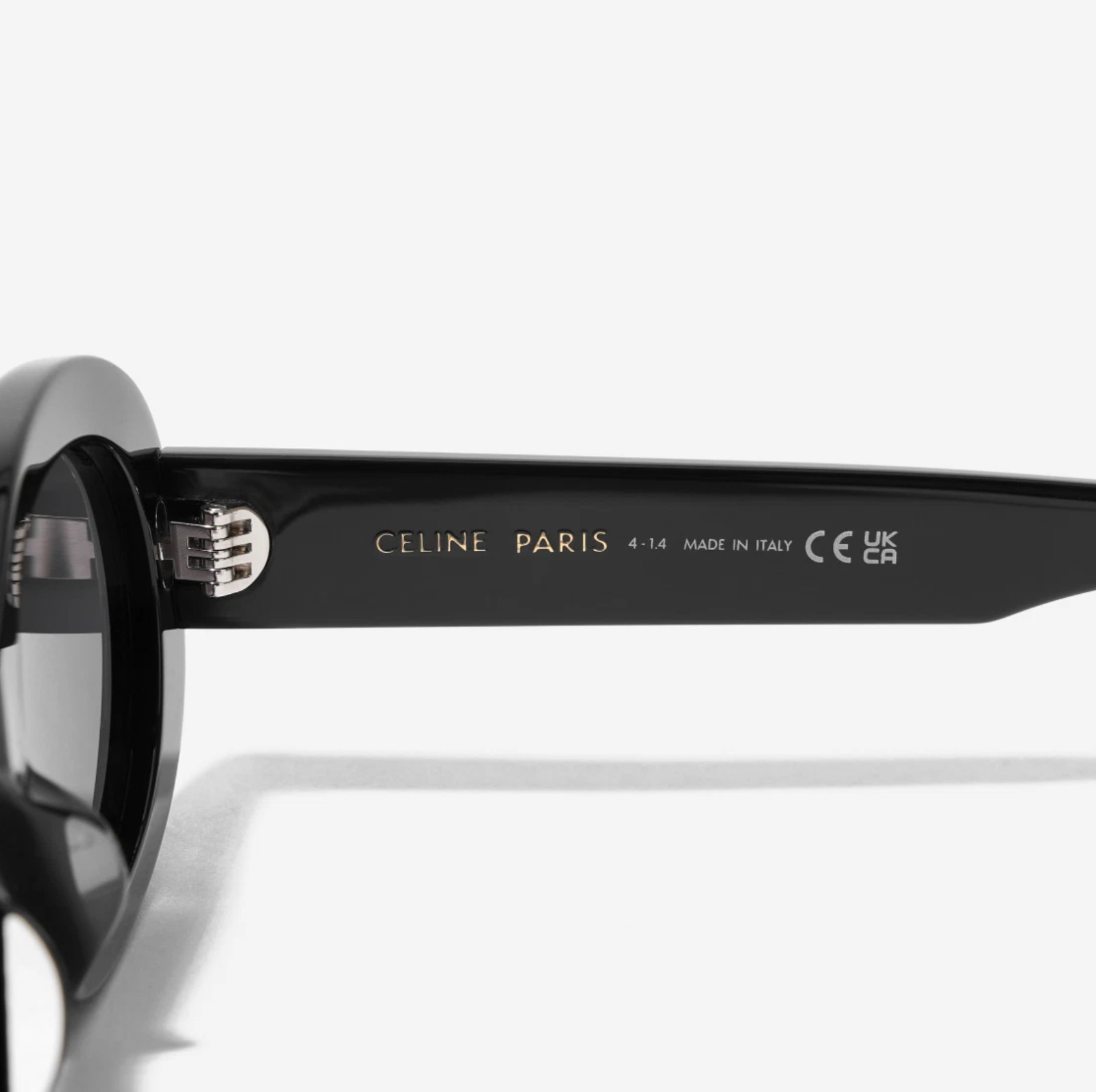 (W) Celine Triomphe 01 Sunglasses in Acetate Black / FedEx
