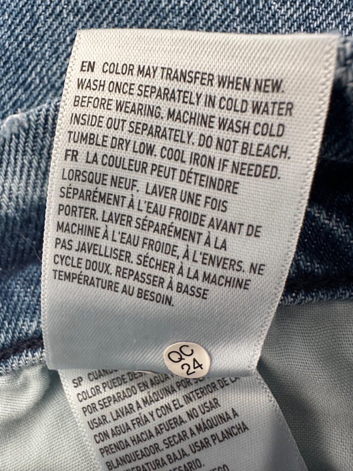 American Eagle Outfitters Womens Jeans Size 20 Long Distressed RN 54485 CA 03873