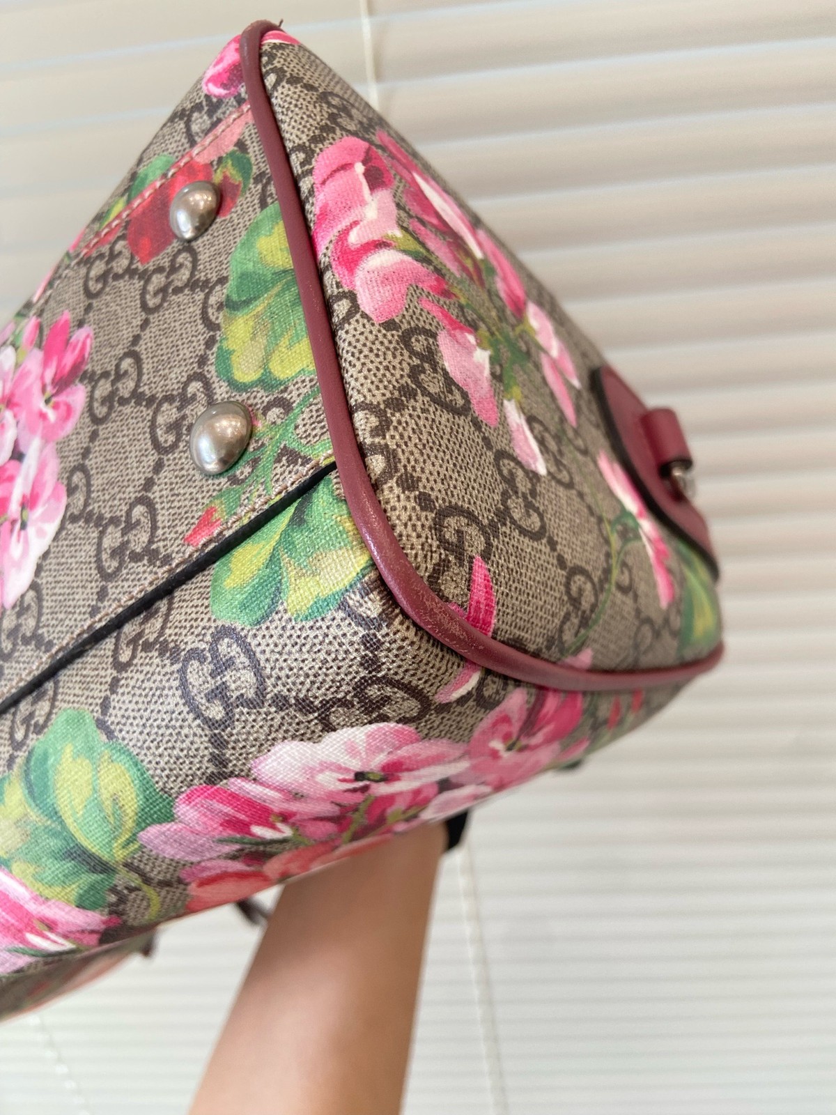 AUTH Gucci GG Blooms Supreme Canvas Pink Floral Boston Bag Crossbody Bag Silver