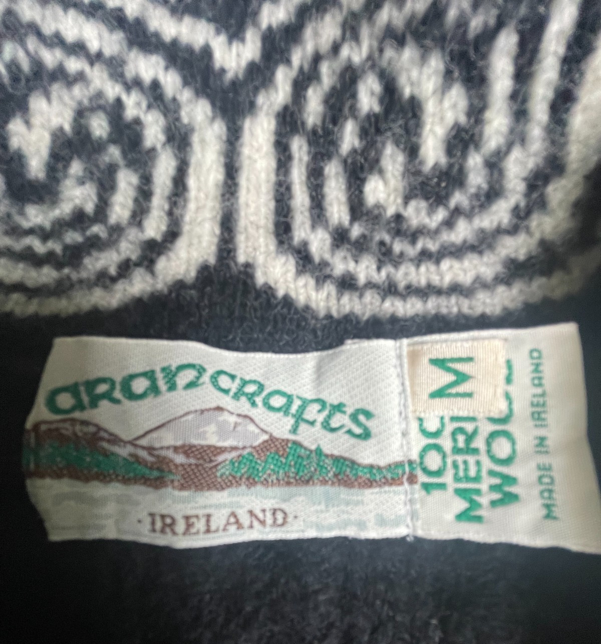 Aran Crafts Ireland Black Merino Wool Cable Knit Cardigan Sweater Women’s M
