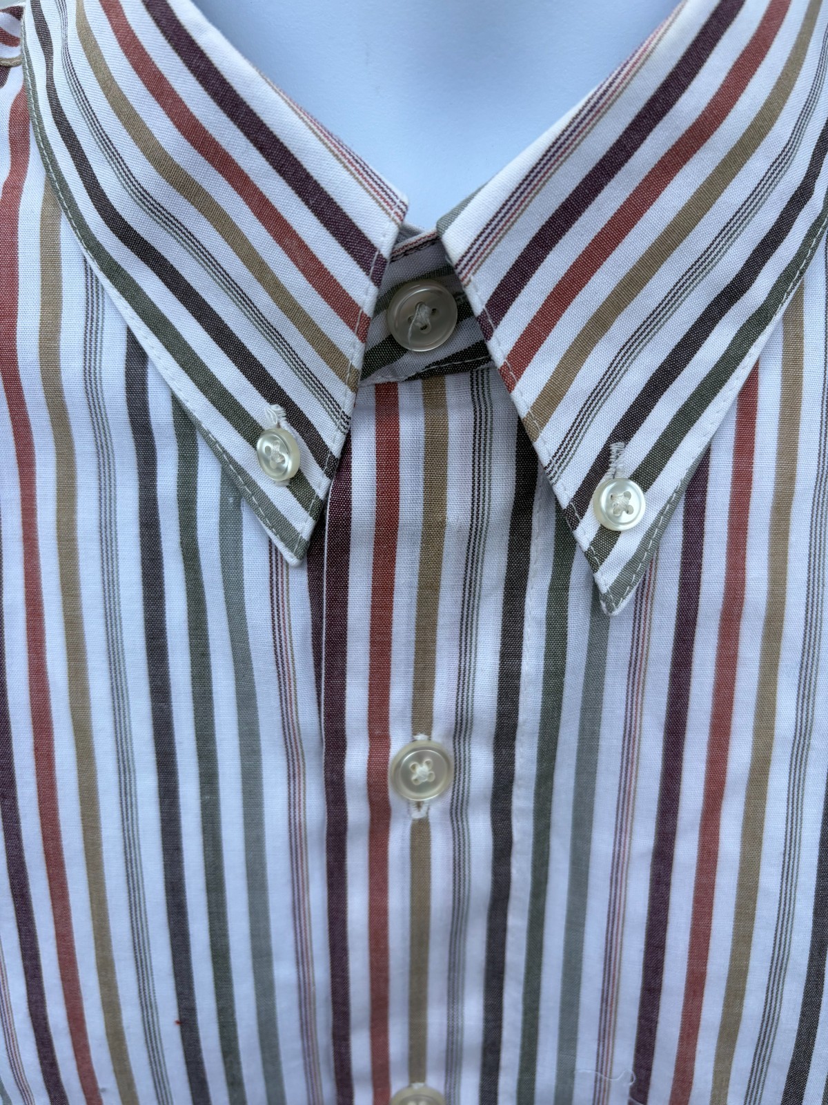 Van Heusen Men’s Large 16-16 1/2 Long Sleeve Striped Wrinkle Free Shirt