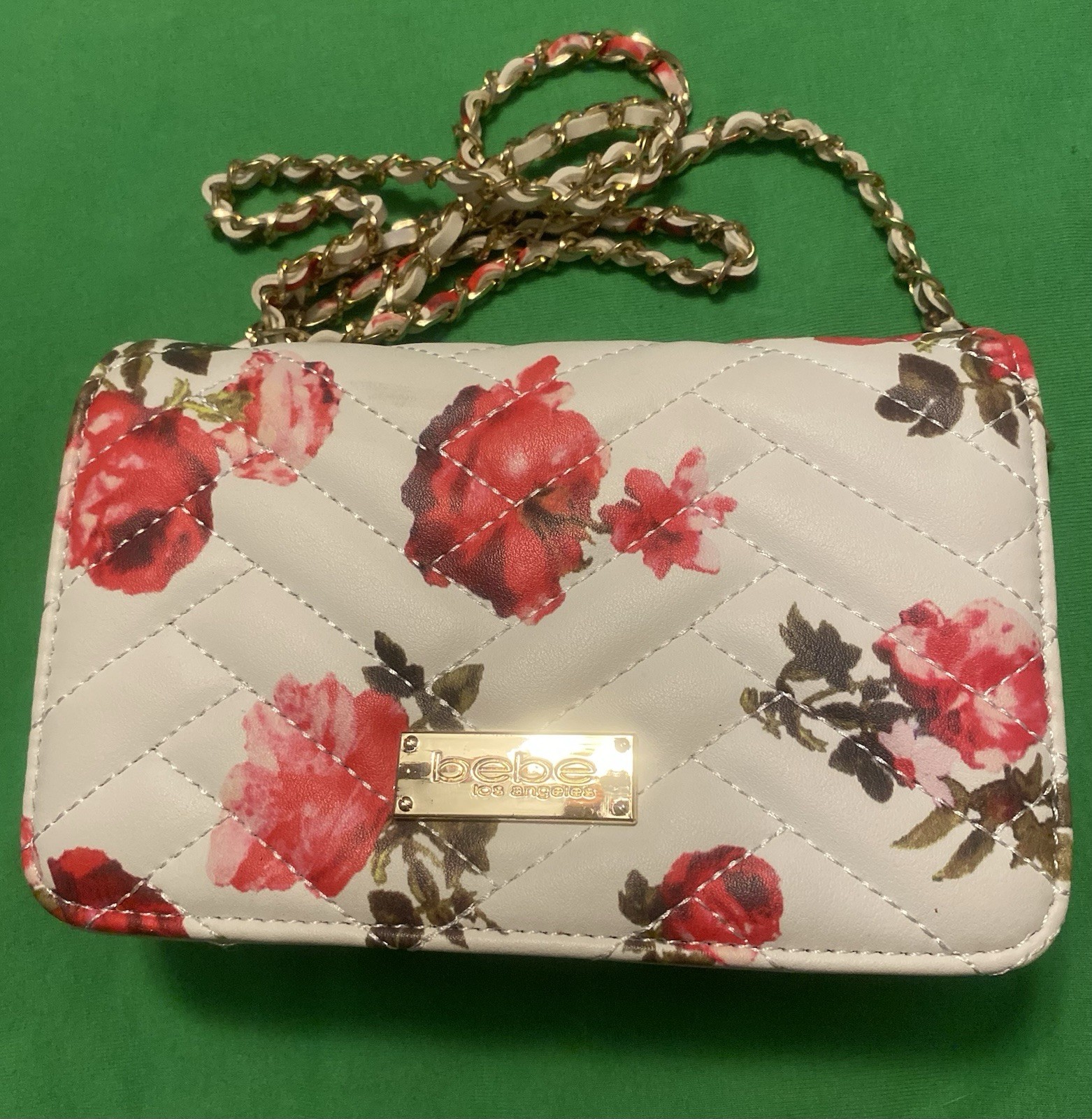bebe Floral Quilted White Crossbody Bag Gold Chain Strap, Detachable, Pockets